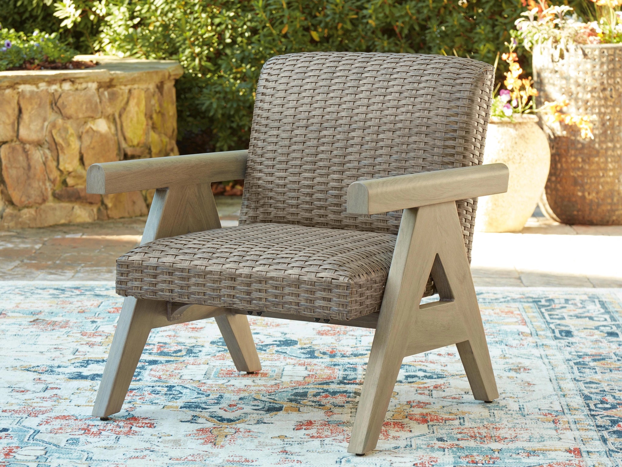 Cliff Trails Outdoor Rocking Lounge Chair