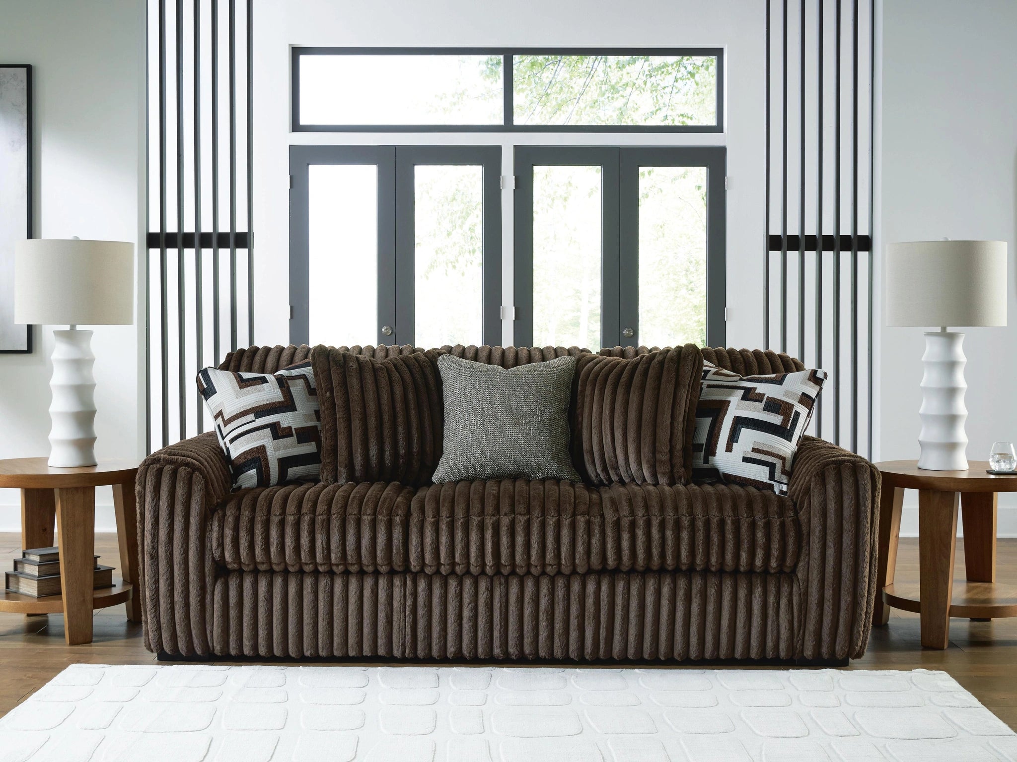 Midnight-Madness Sofa