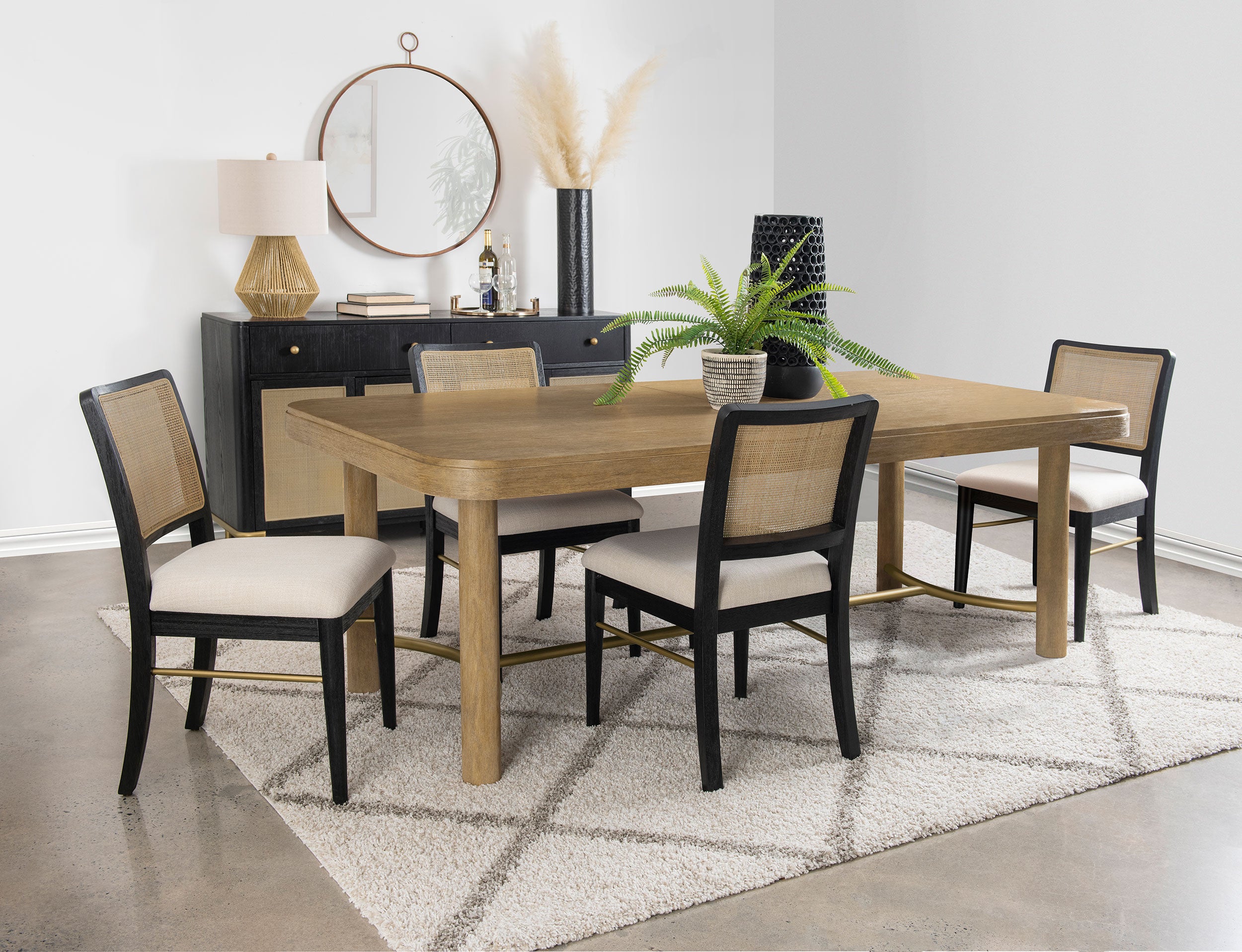 Arini Dining Set