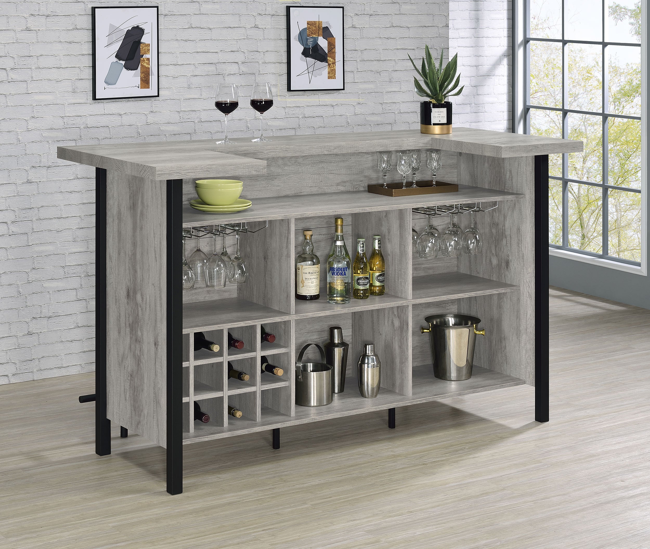 Bellemore Home Bar - Romeo & Juliet Furniture (Warren,MI)
