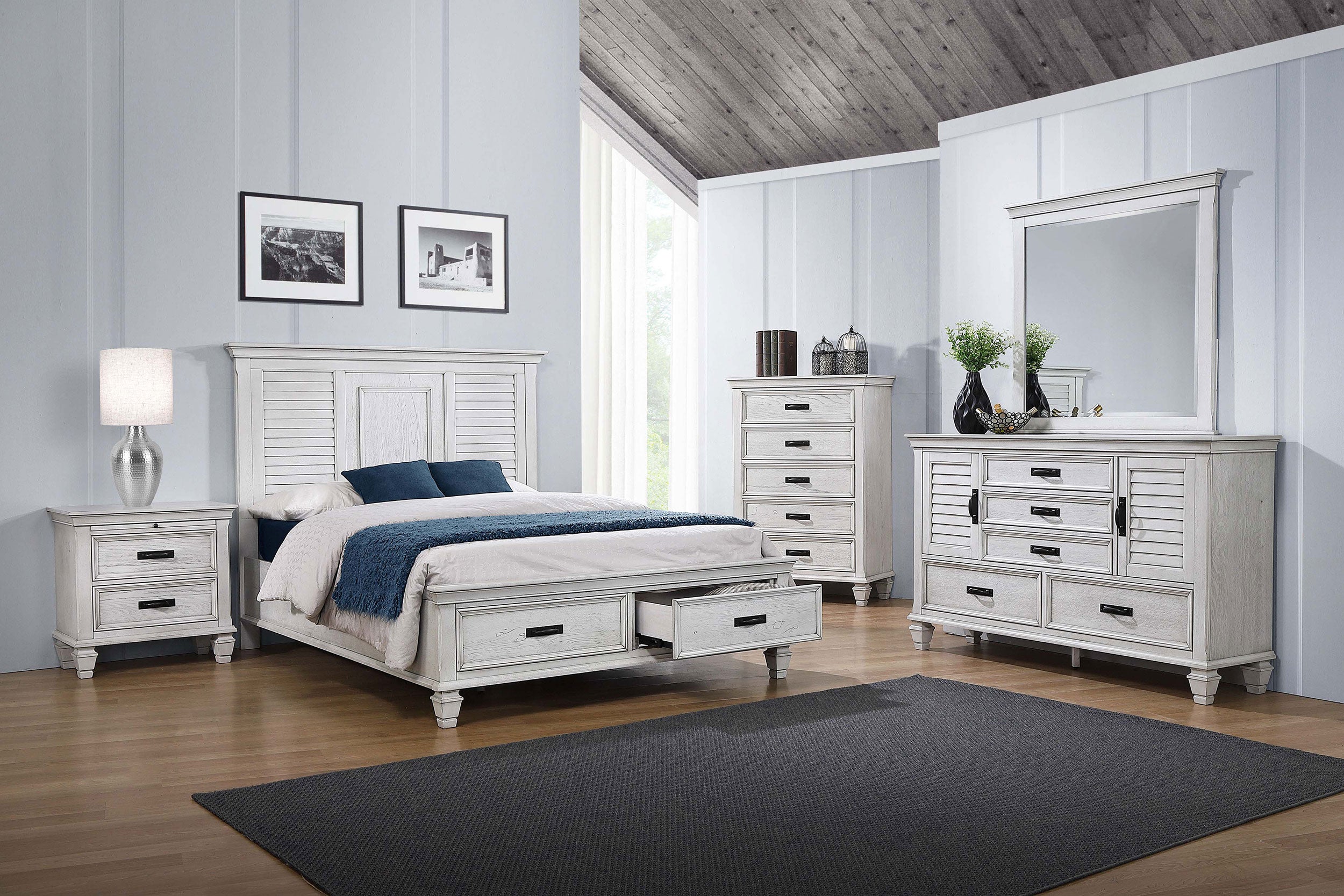 Franco Dresser with Mirror