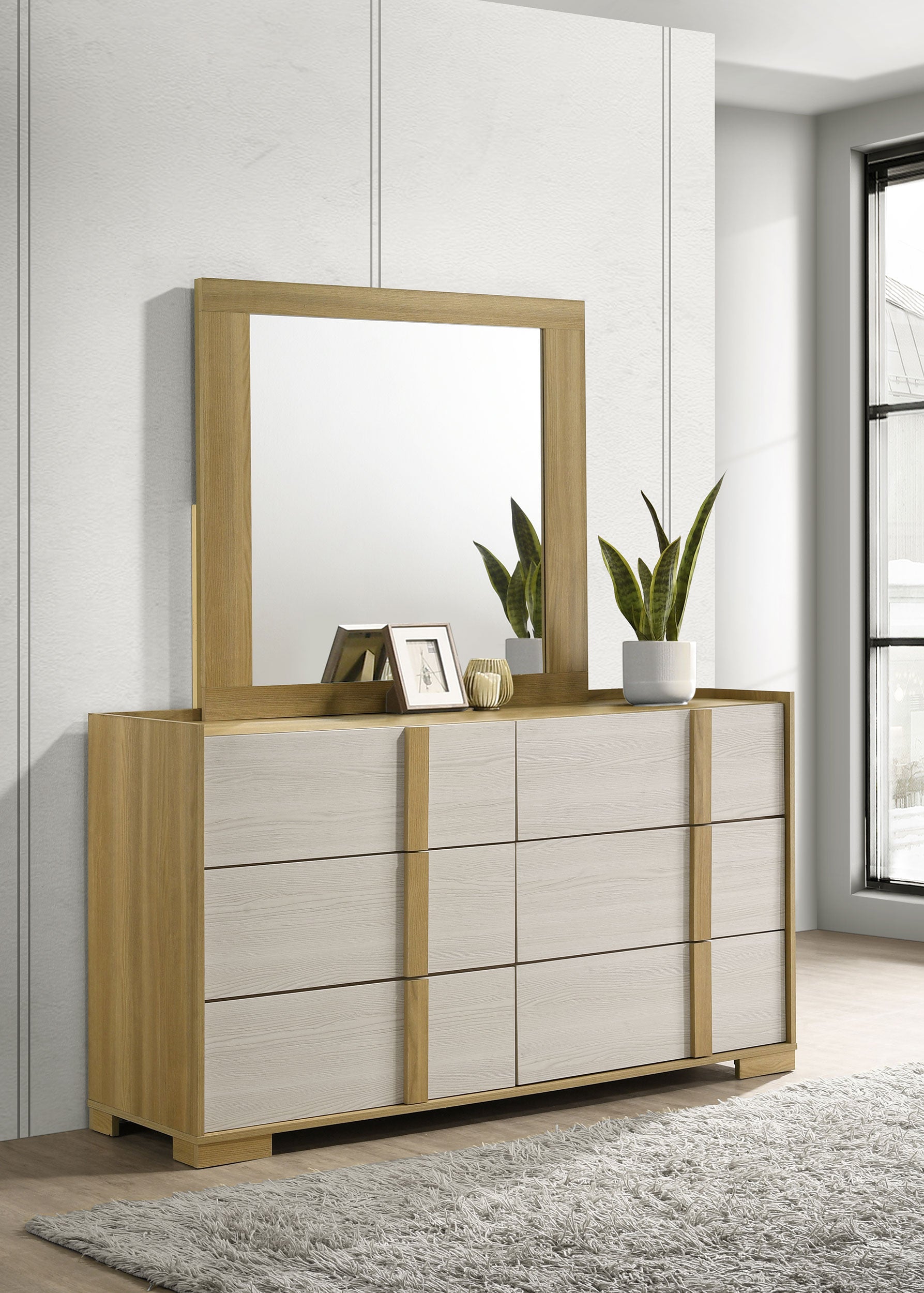 Hyland Dresser with Mirror - Romeo & Juliet Furniture (Warren,MI)