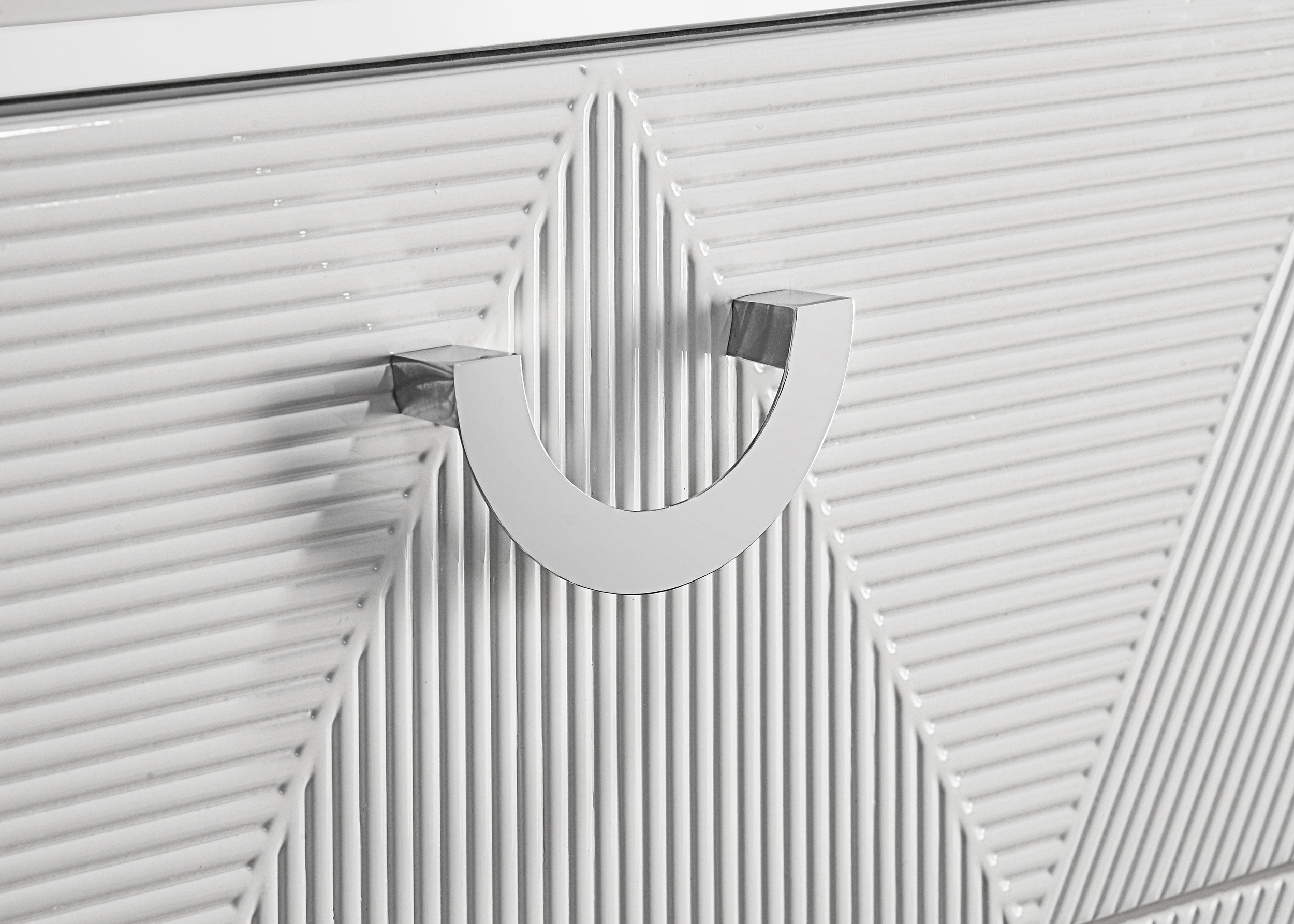 Cassia Chest of Drawers - Romeo & Juliet Furniture (Warren,MI)