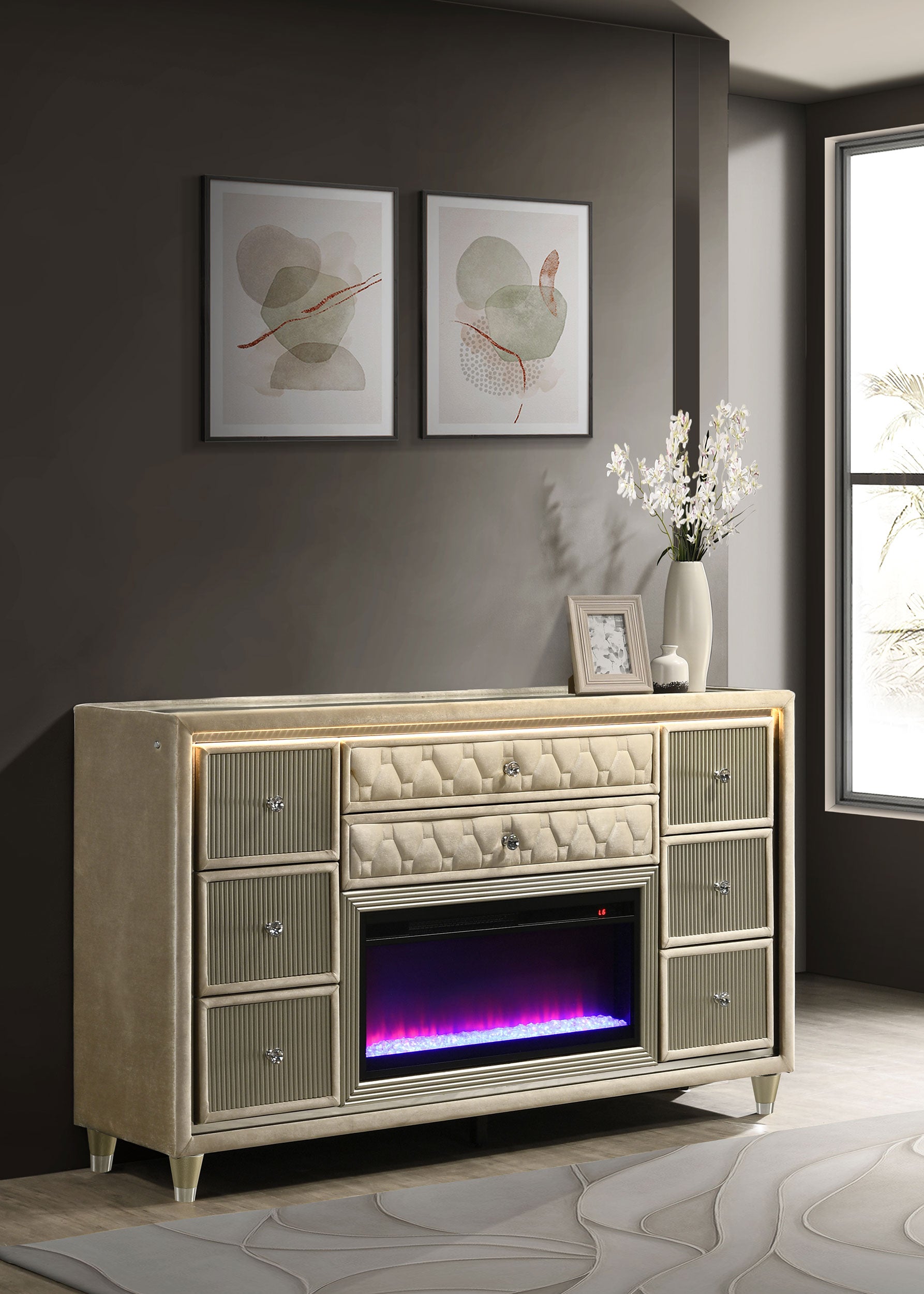 Lorient LED Dresser with Flame Visualizer - Romeo & Juliet Furniture (Warren,MI)