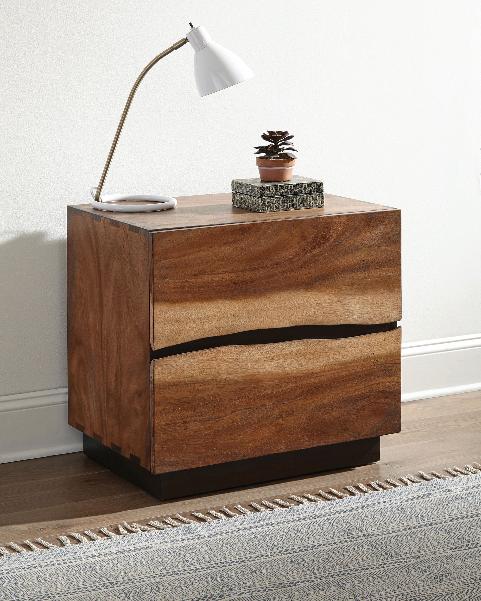 Winslow Nightstand - Romeo & Juliet Furniture (Warren,MI)
