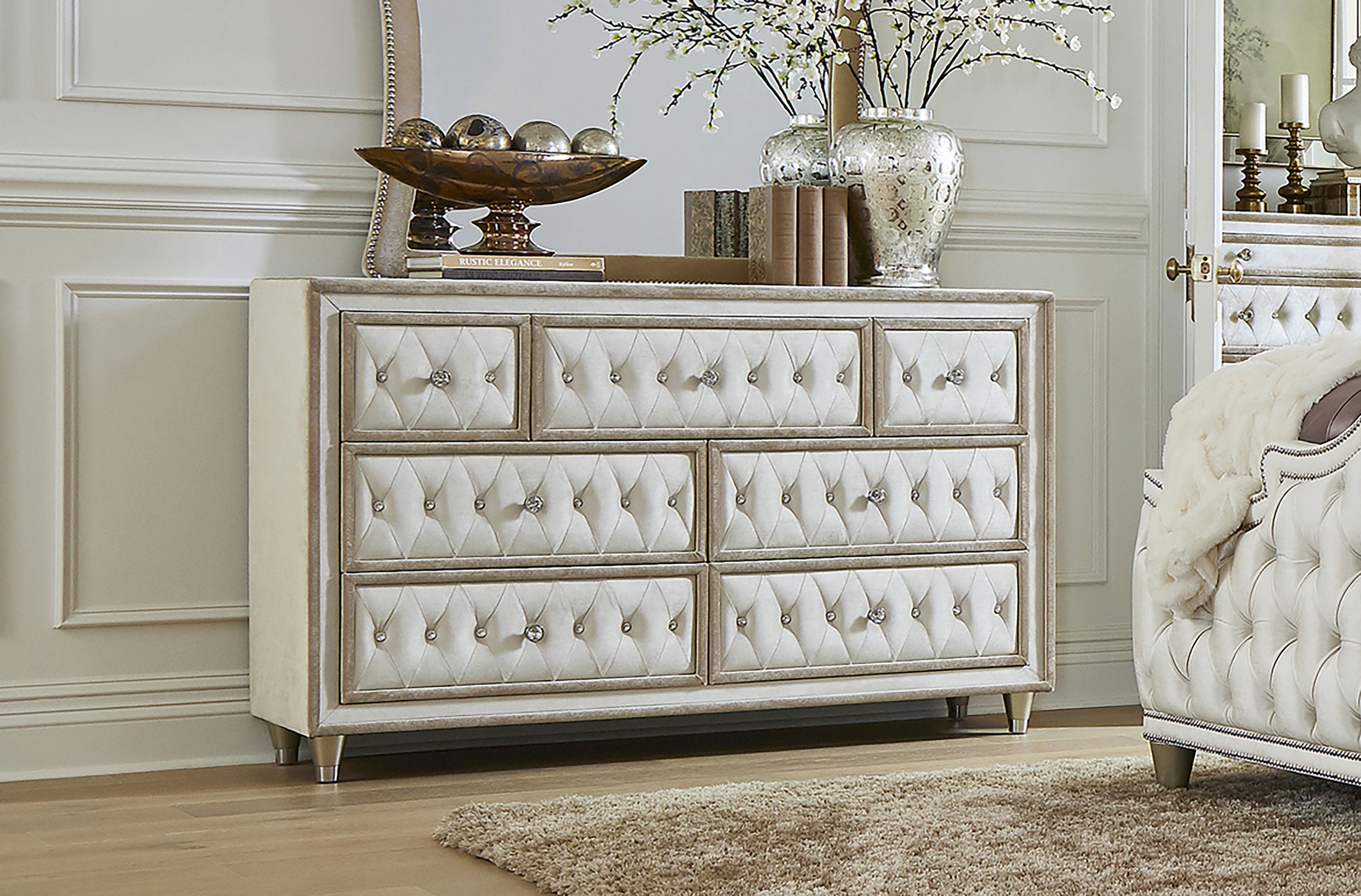 Antonella Dresser - Romeo & Juliet Furniture (Warren,MI)