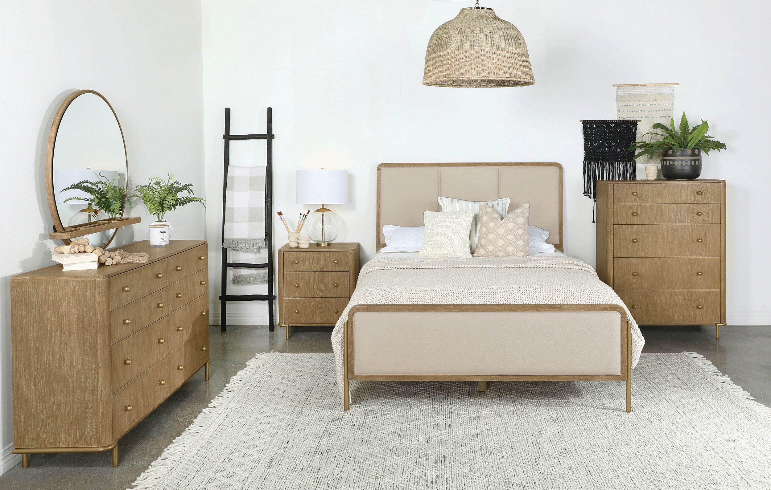 Arini Bedroom Set