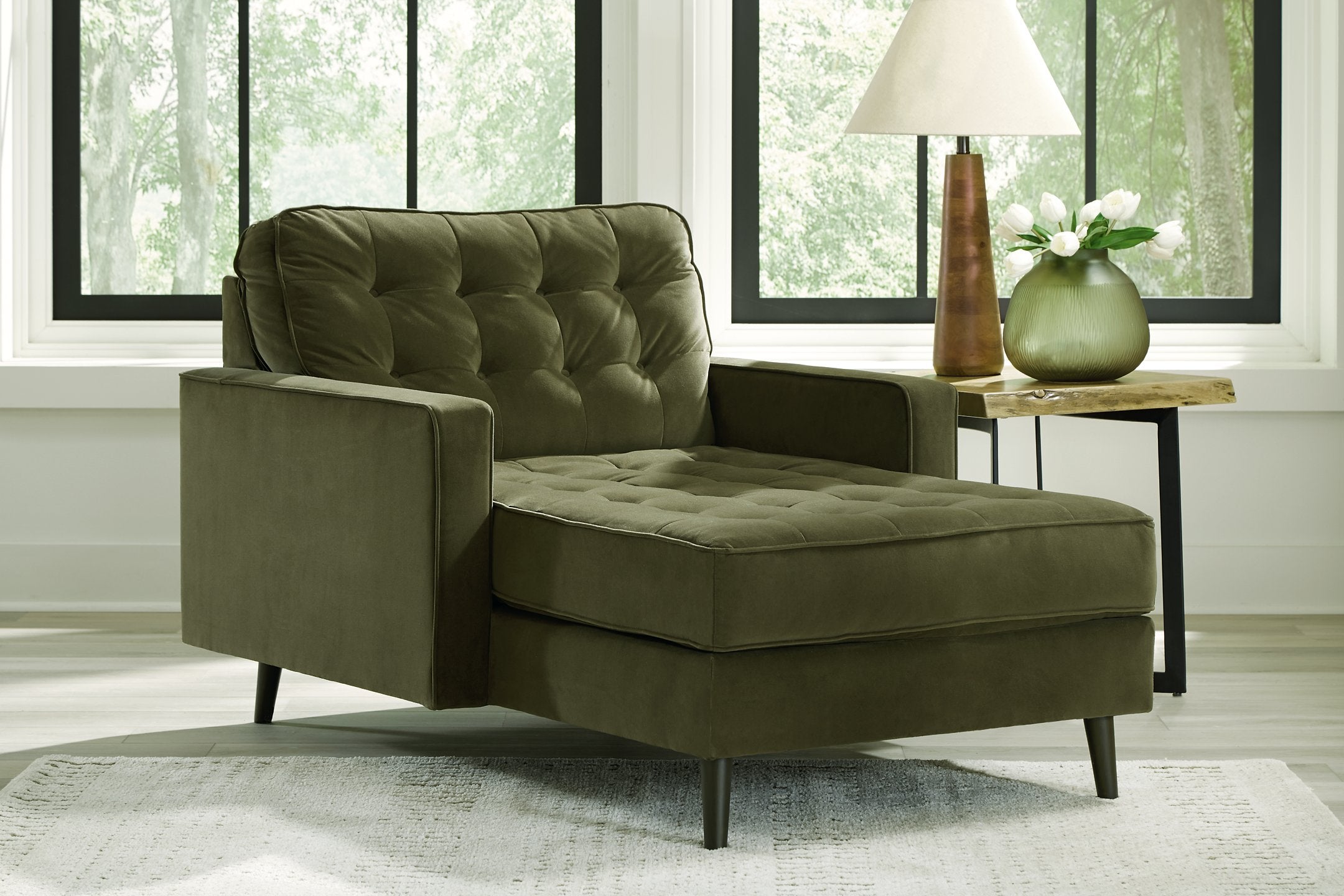 Reveon Lakes Chaise - Romeo & Juliet Furniture (Warren,MI)