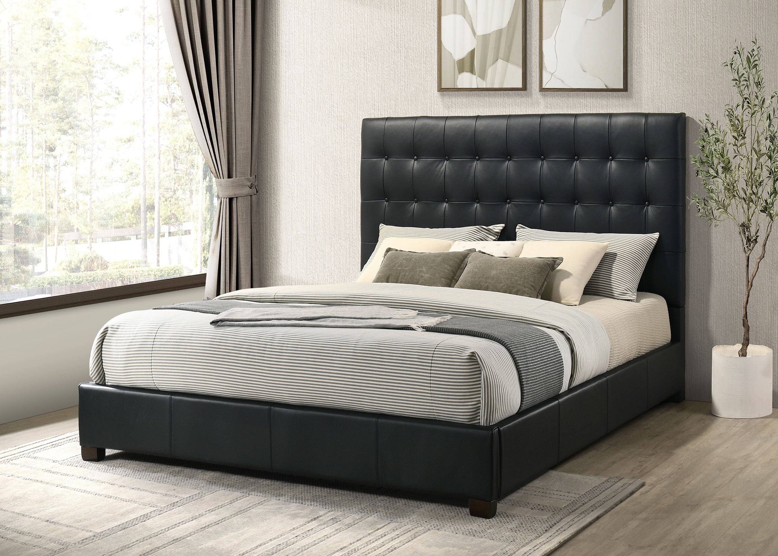 Medley Panel Platform Bed - Romeo & Juliet Furniture (Warren,MI)