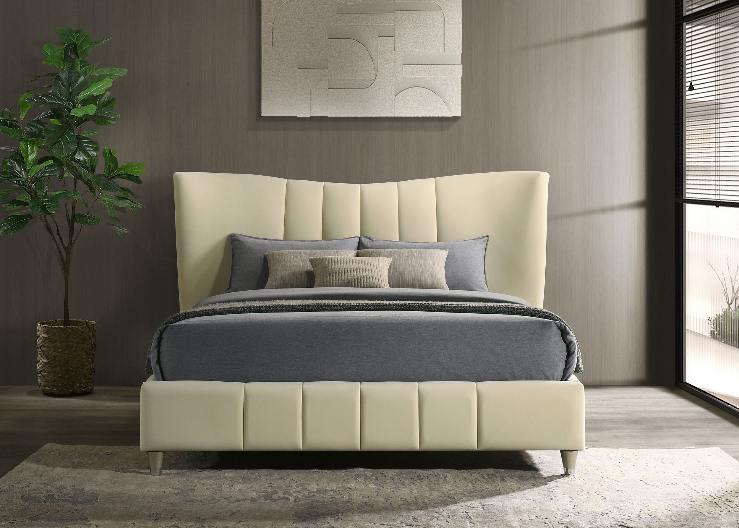 Evelyn Panel Platform Bed - Romeo & Juliet Furniture (Warren,MI)