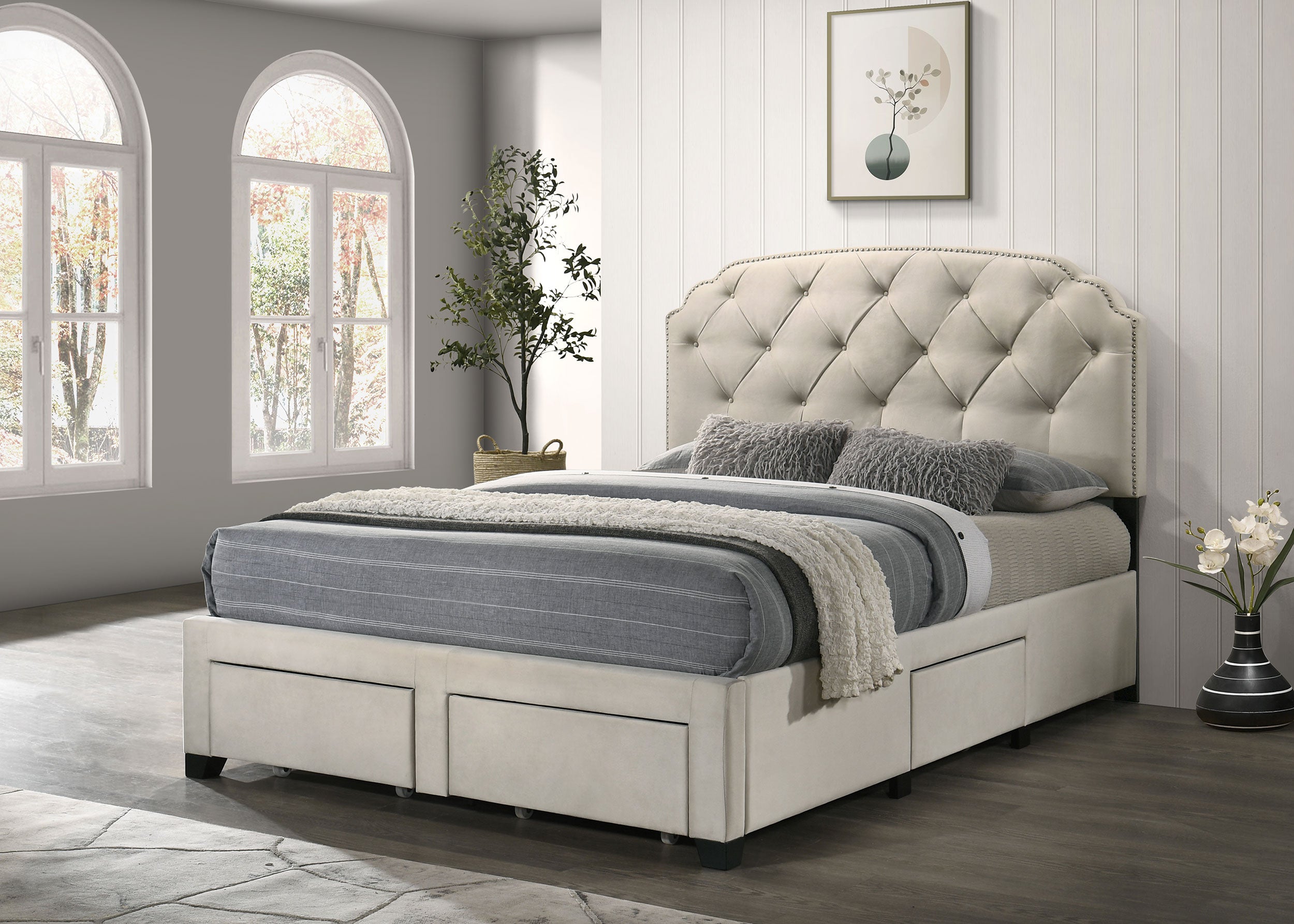 Marianna Panel Platform Storage Bed - Romeo & Juliet Furniture (Warren,MI)