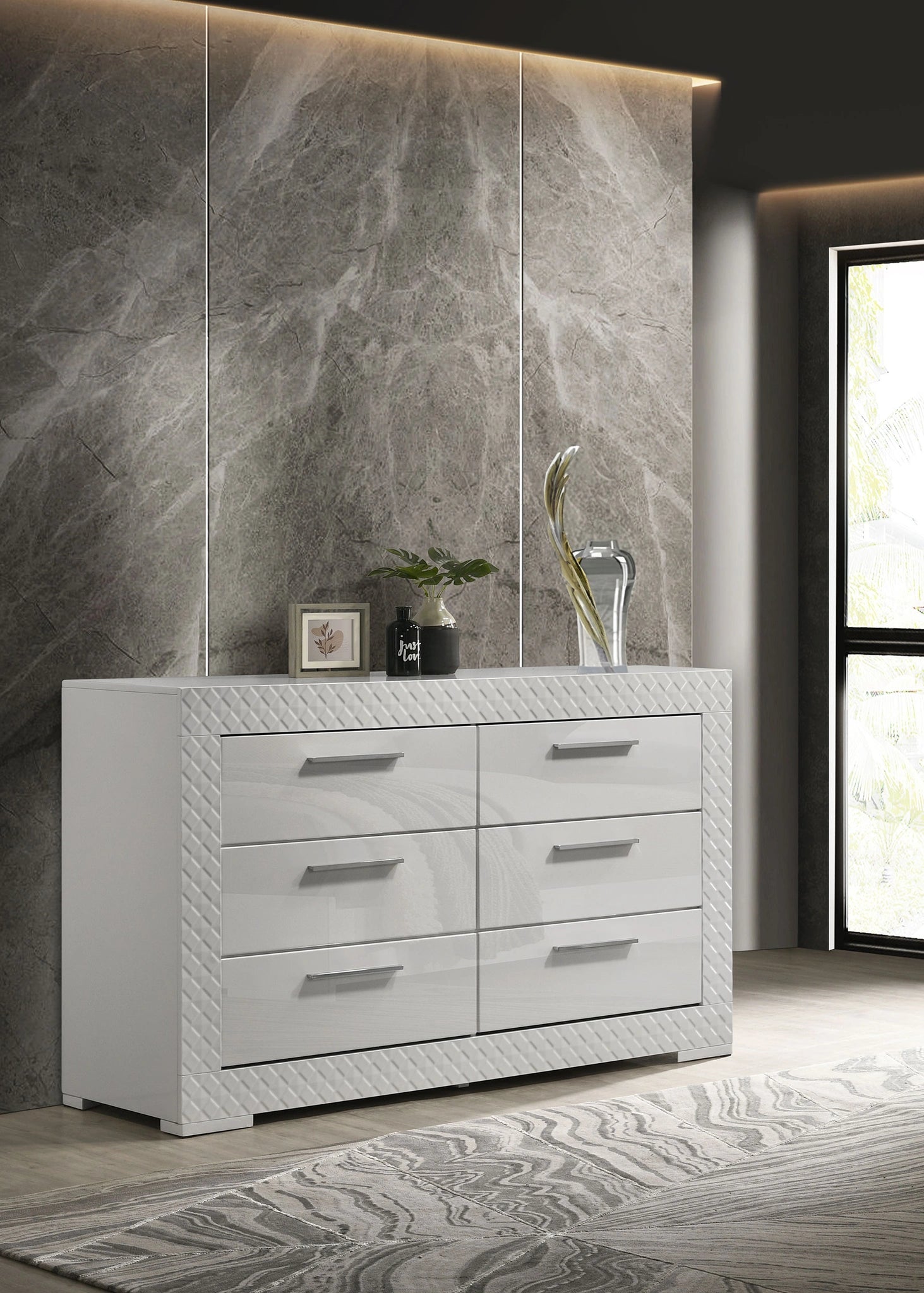 Ives Dresser