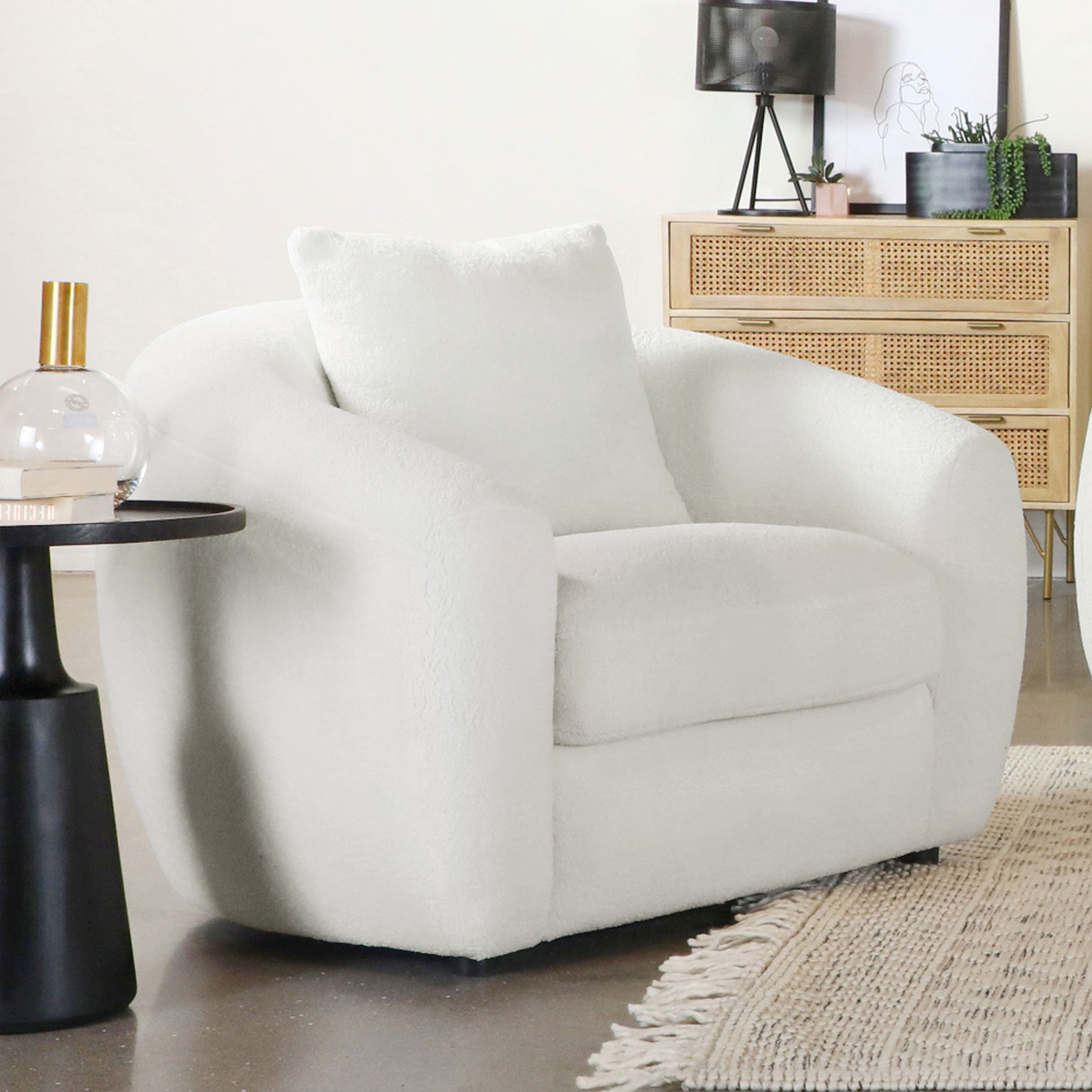 Isabella Accent Chair - Romeo & Juliet Furniture (Warren,MI)