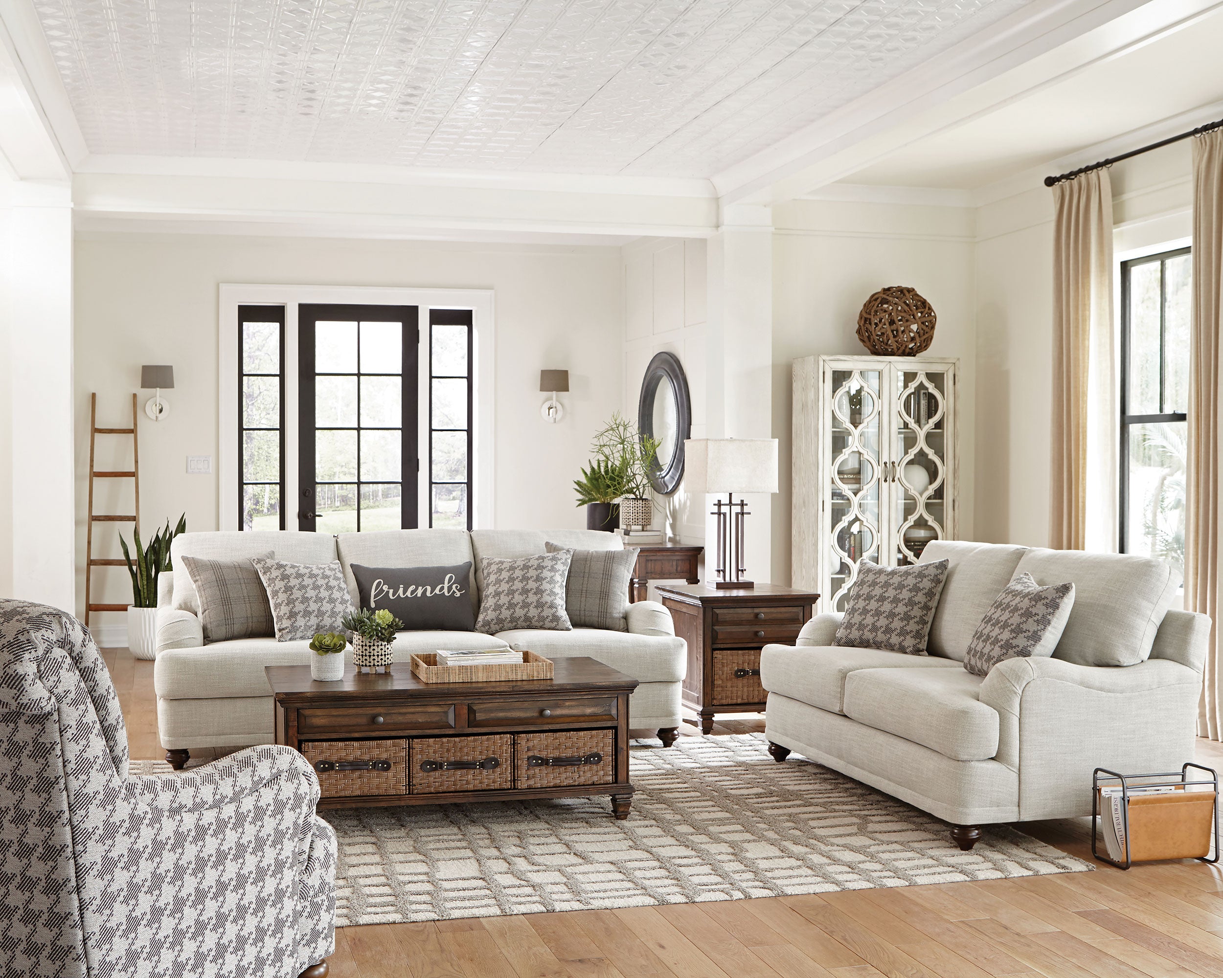 Glenn Sofa Set