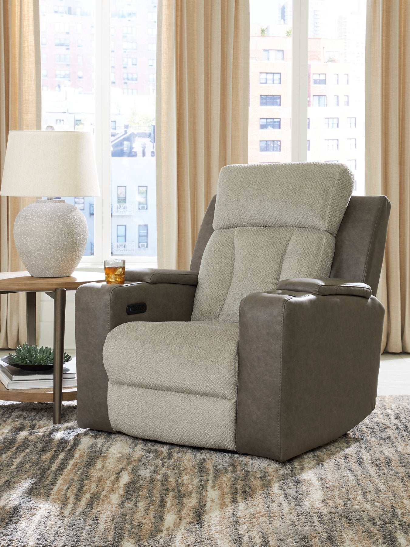 WhipLash Power Recliner - Romeo & Juliet Furniture (Warren,MI)