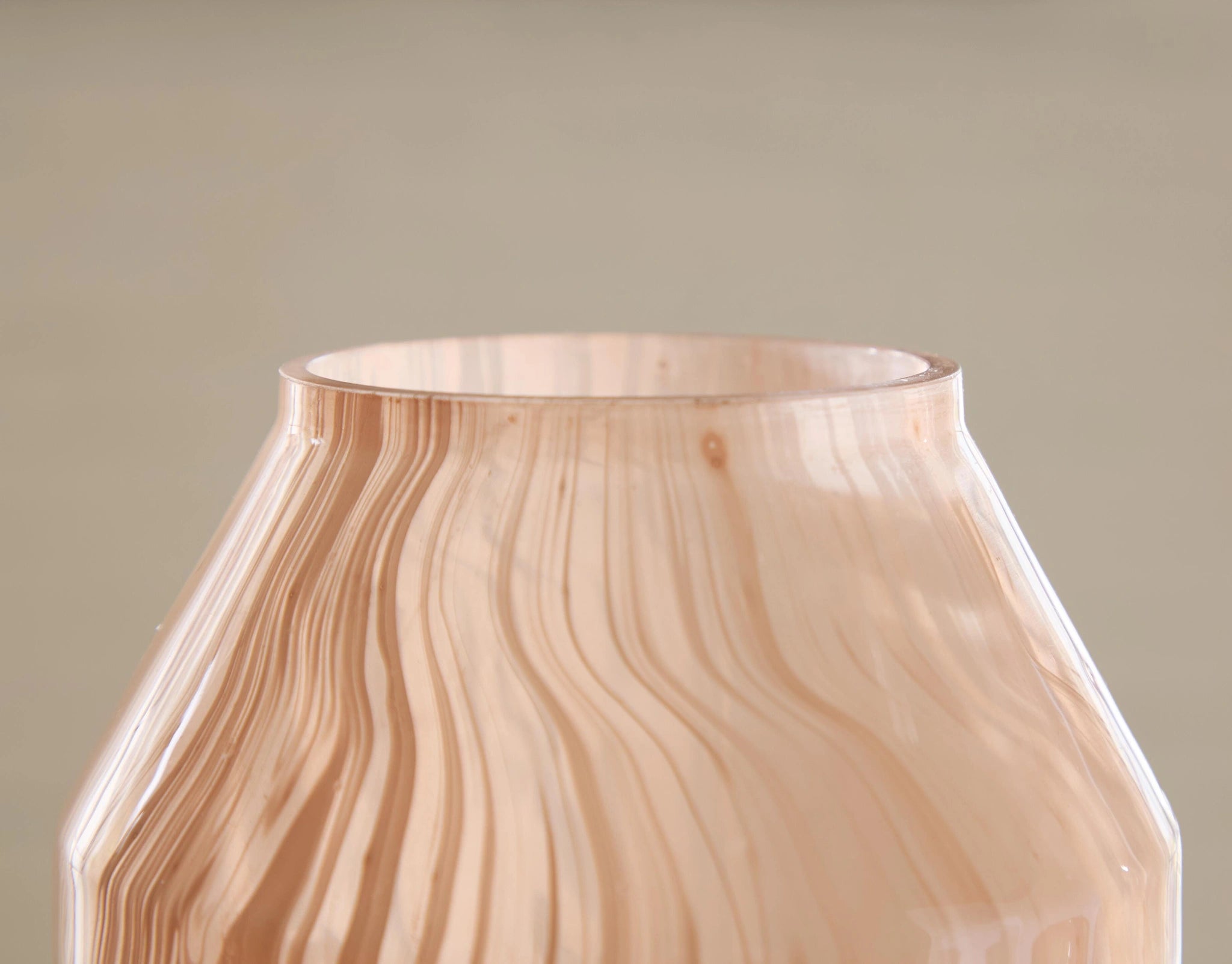Dushby Vase