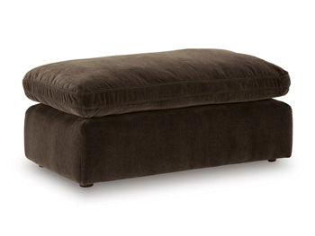 Maxton Heights Ottoman - Romeo & Juliet Furniture (Warren,MI)