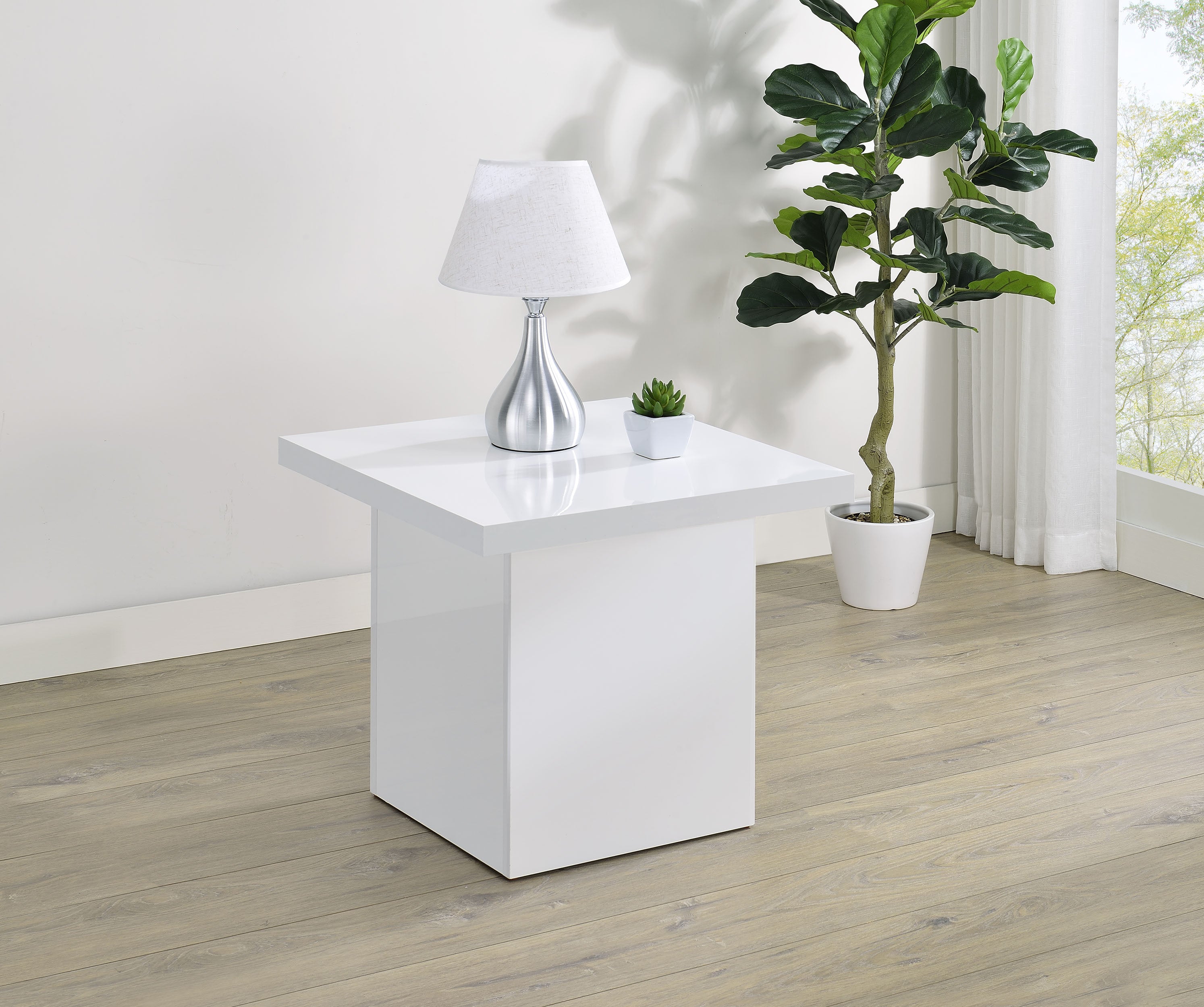 Devar End Table - Romeo & Juliet Furniture (Warren,MI)