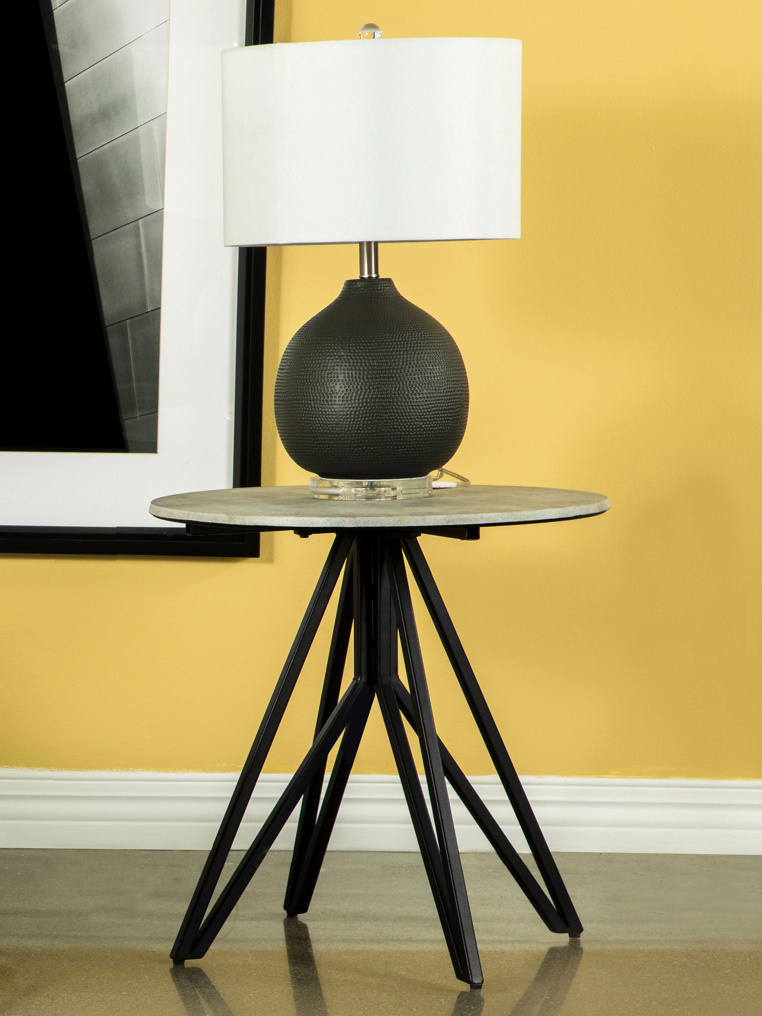 Hadi End Table - Romeo & Juliet Furniture (Warren,MI)