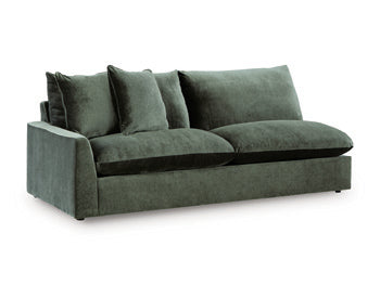 Carriage View Sectional - Romeo & Juliet Furniture (Warren,MI)