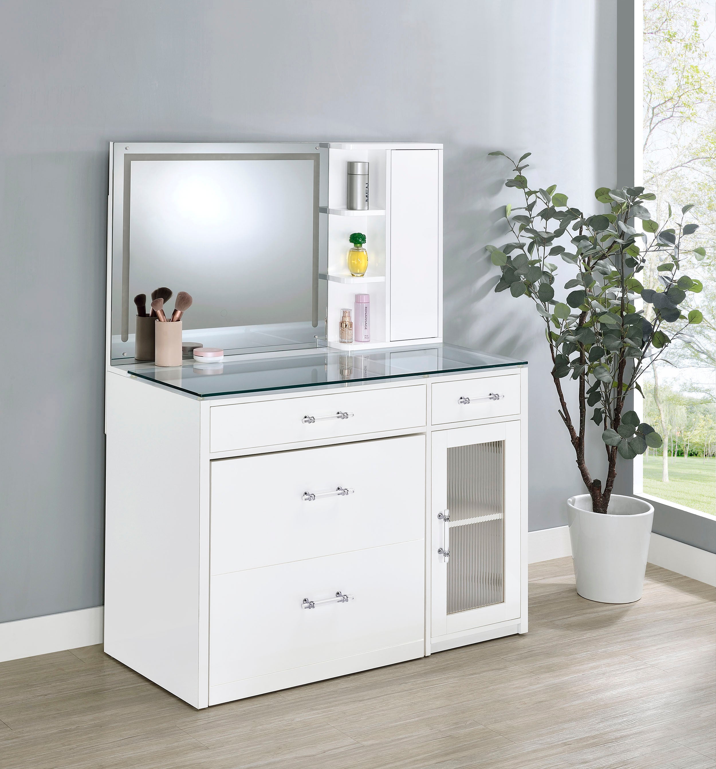 Flora Makeup Vanity Table with LED Mirror and Stool - Romeo & Juliet Furniture (Warren,MI)