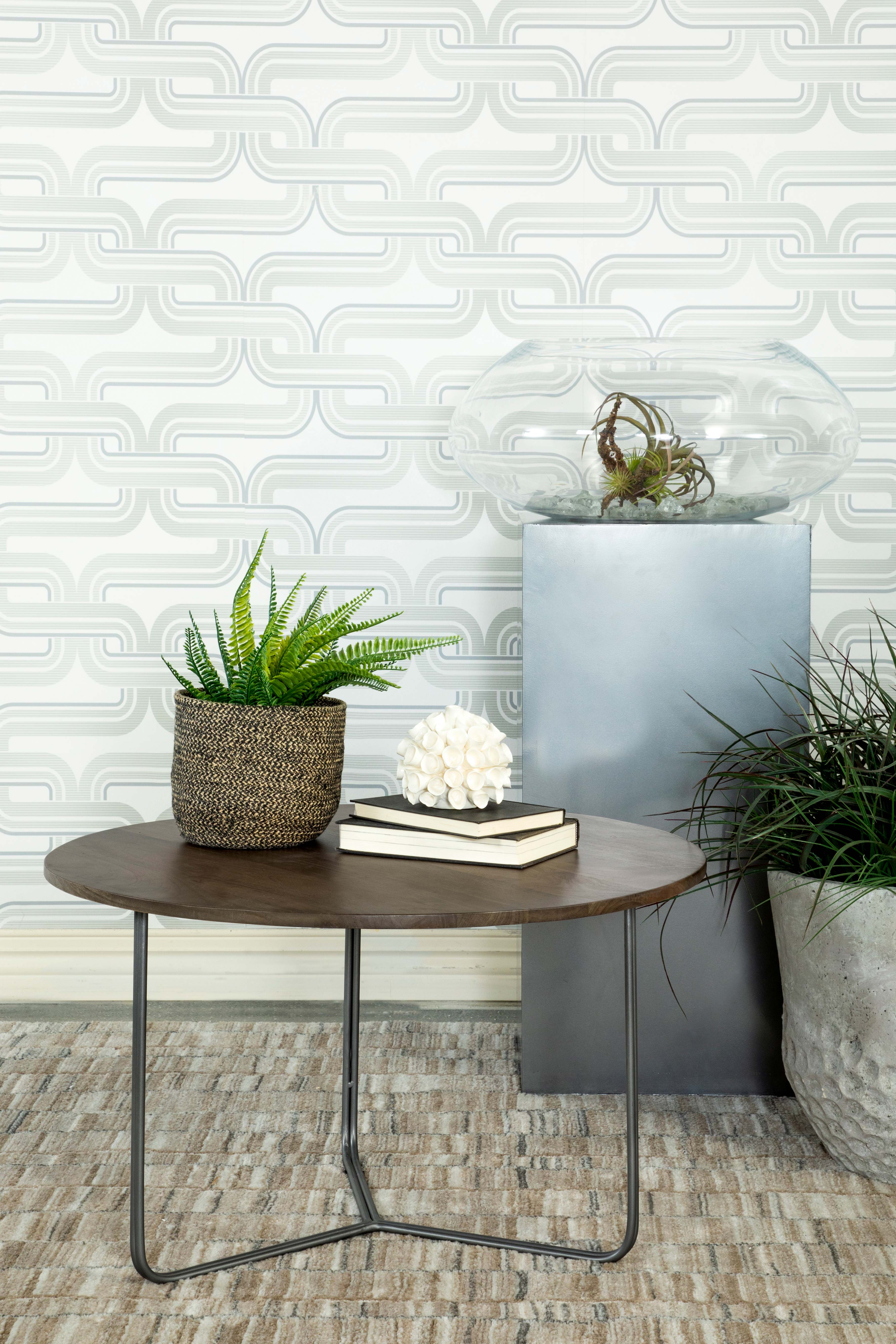 Yaritza Coffee Table - Romeo & Juliet Furniture (Warren,MI)