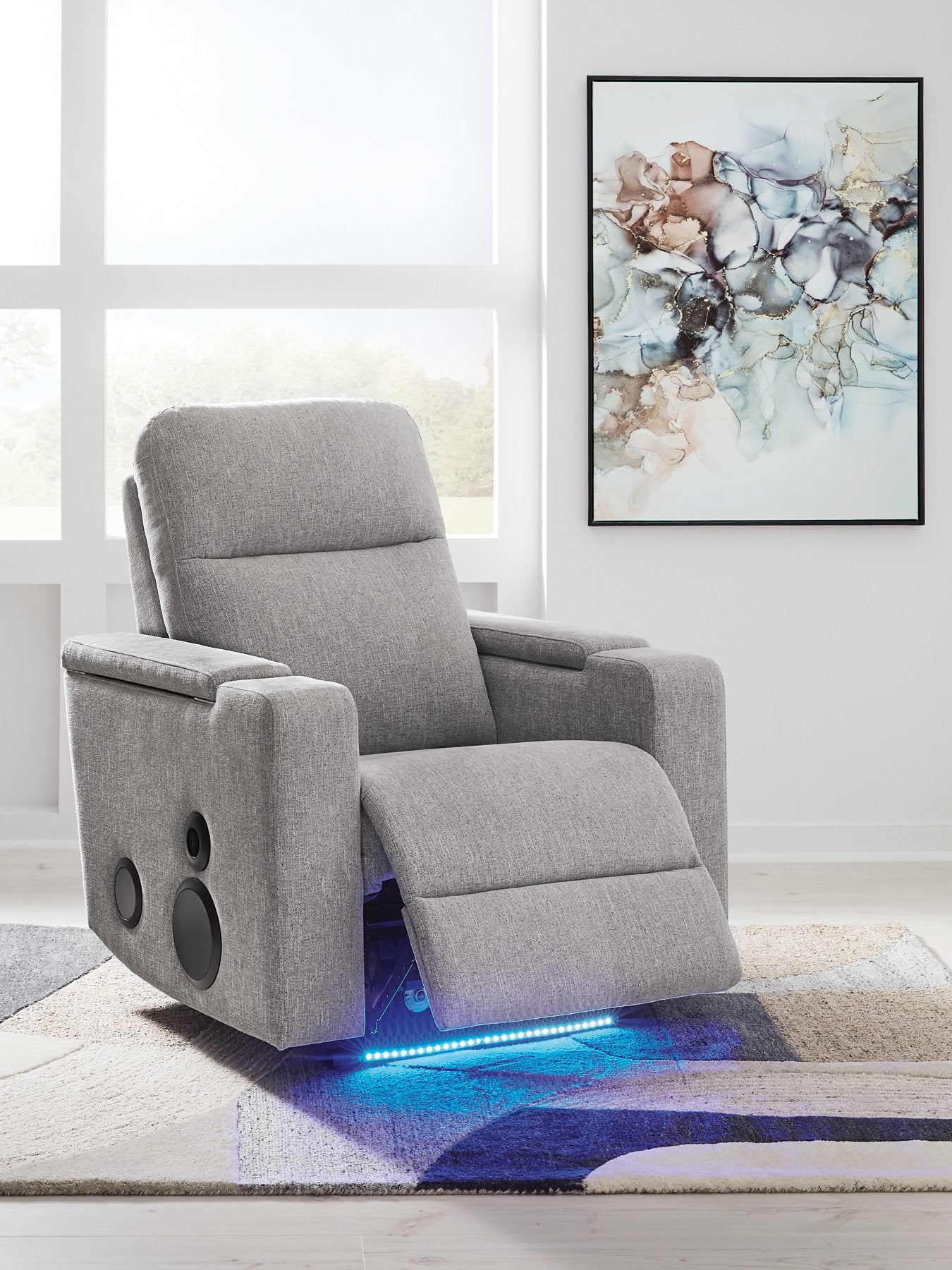 Pineland Power Glider Recliner with Audio System - Romeo & Juliet Furniture (Warren,MI)
