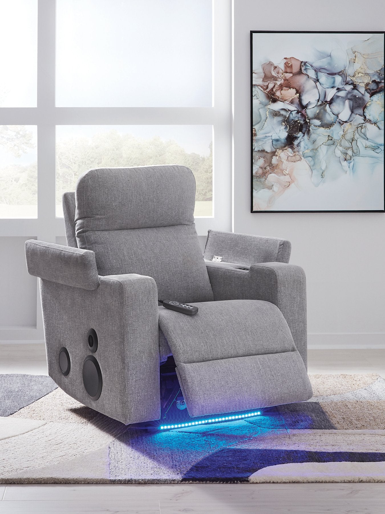 Pineland Power Glider Recliner with Audio System - Romeo & Juliet Furniture (Warren,MI)