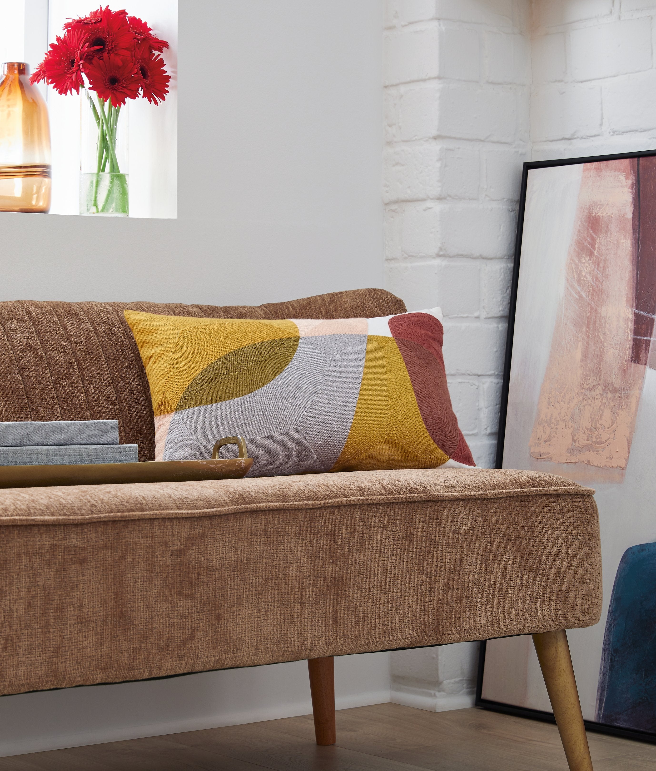 Varness Pillow - Romeo & Juliet Furniture (Warren,MI)