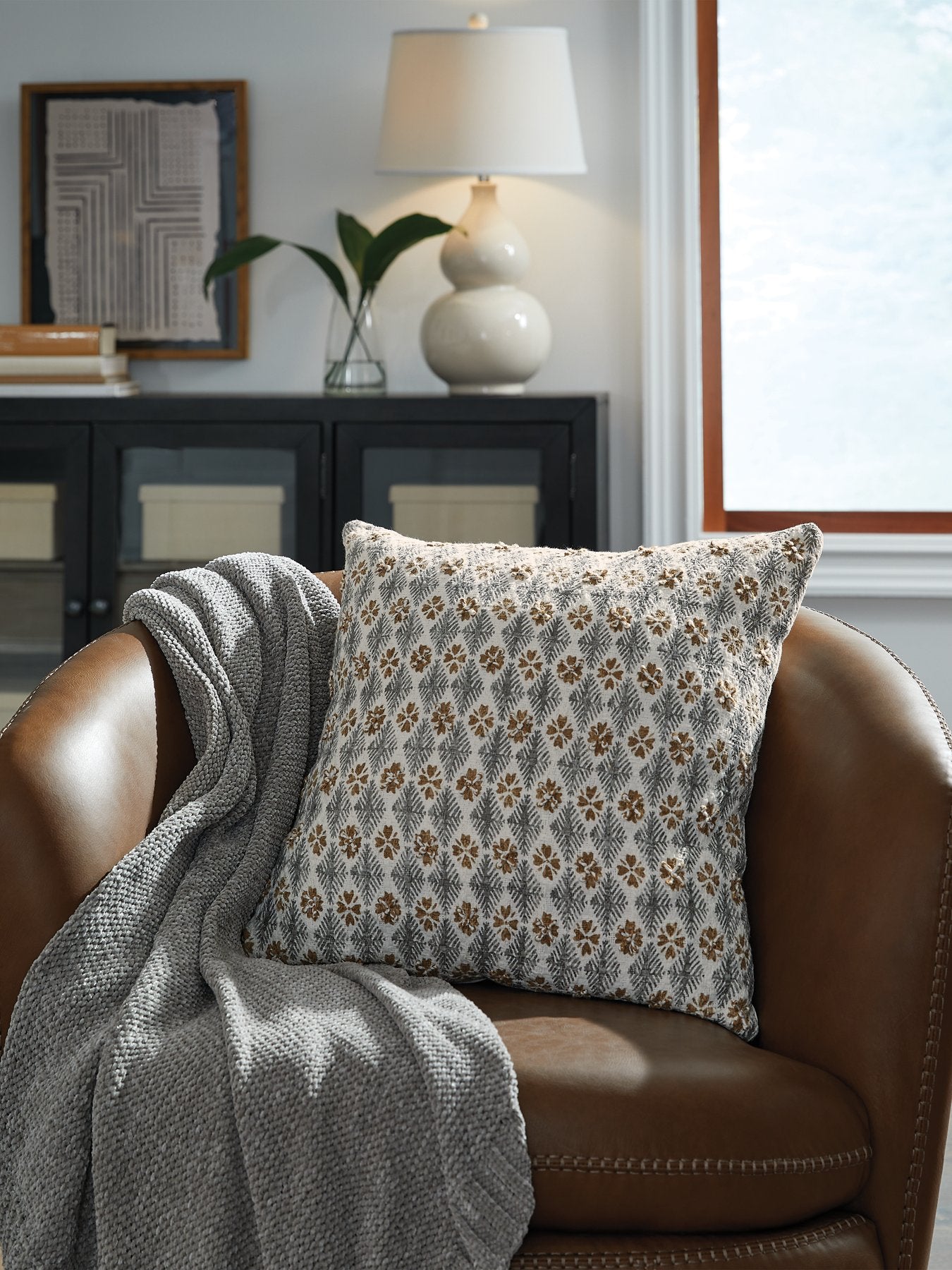 Dainwick Pillow (Set of 4) - Romeo & Juliet Furniture (Warren,MI)