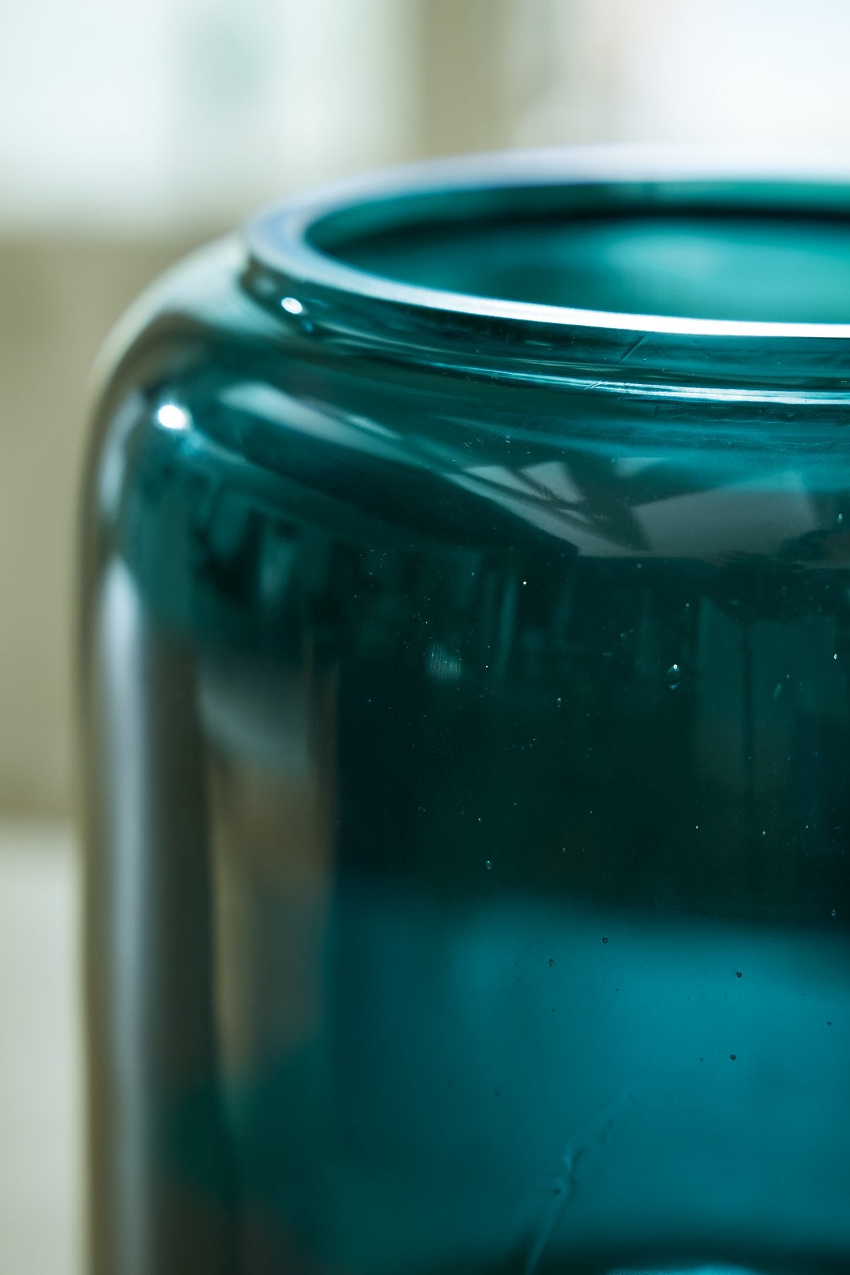 Inisland Vase - Romeo & Juliet Furniture (Warren,MI)