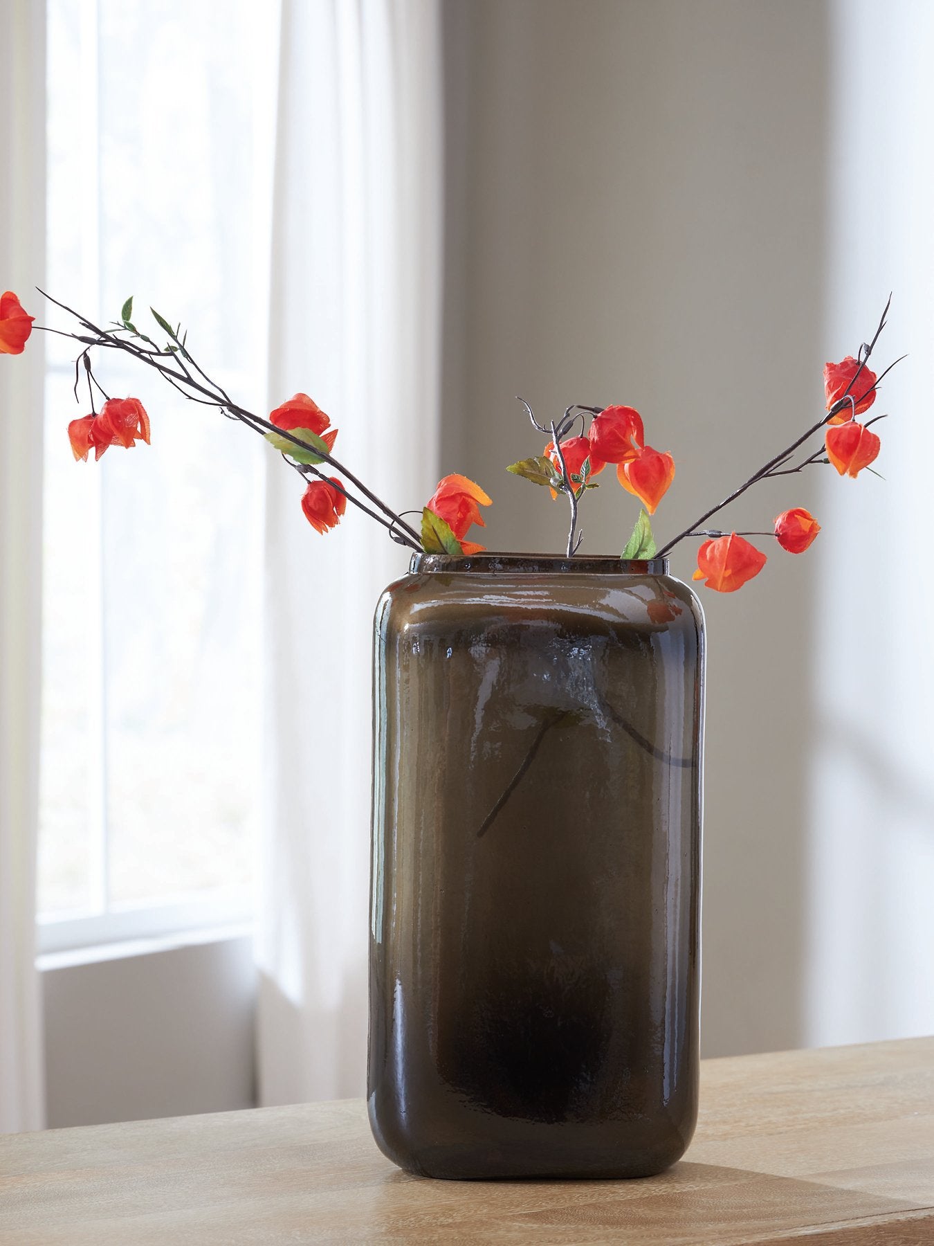 Sumner Vase - Romeo & Juliet Furniture (Warren,MI)