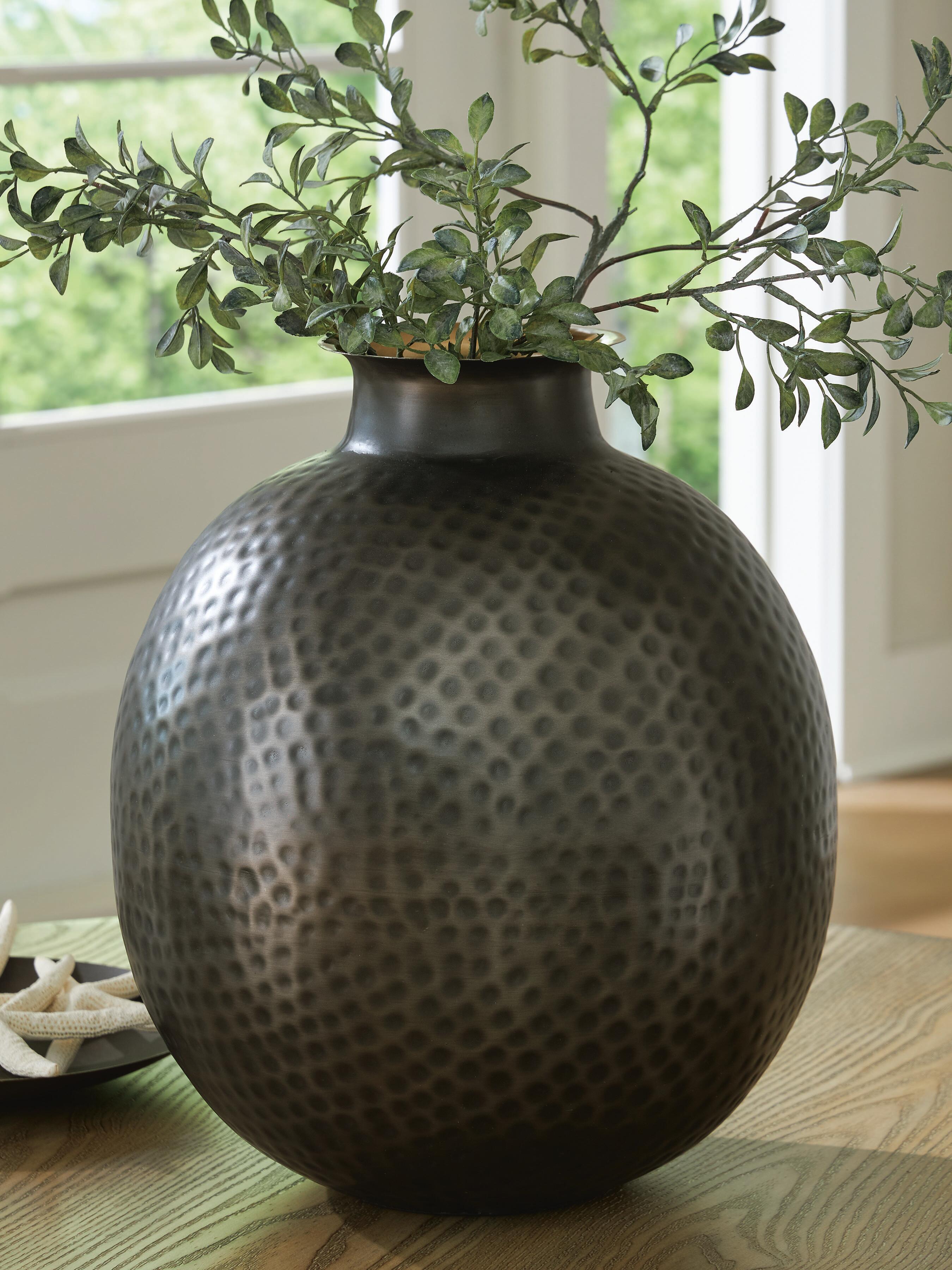 Woody Vase - Romeo & Juliet Furniture (Warren,MI)
