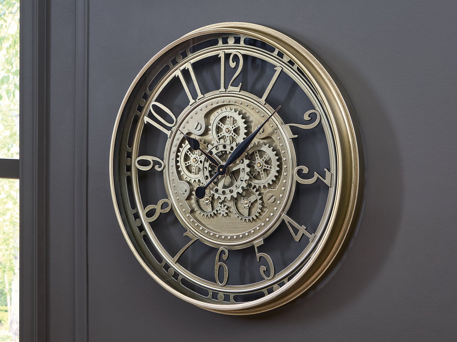 Gilover Wall Clock - Romeo & Juliet Furniture (Warren,MI)