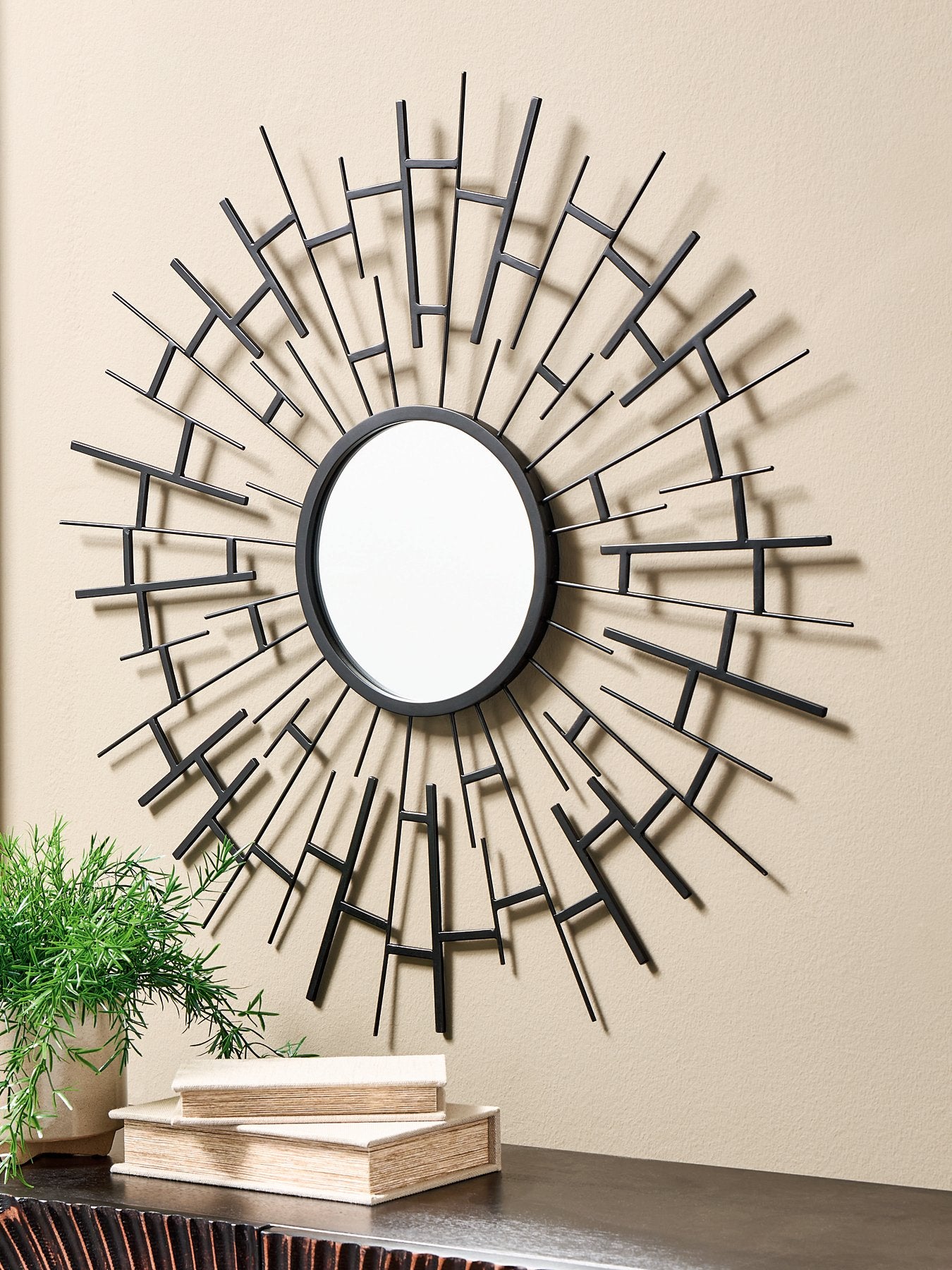 Garrenworth Accent Mirror - Romeo & Juliet Furniture (Warren,MI)