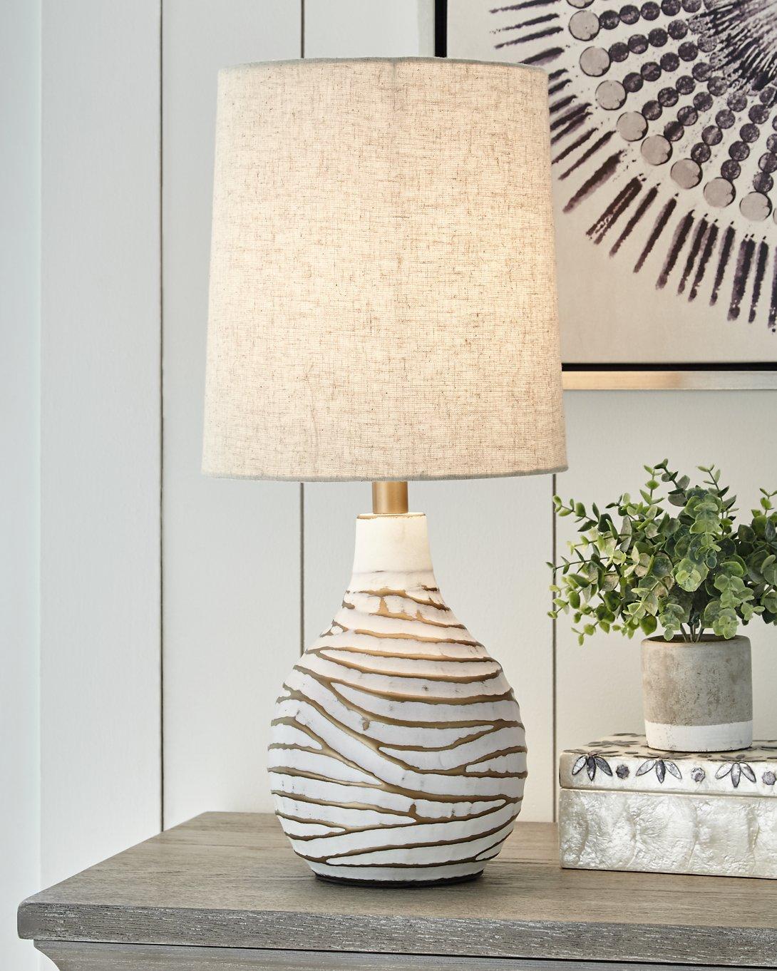Aleela Table Lamp - Romeo & Juliet Furniture (Warren,MI)
