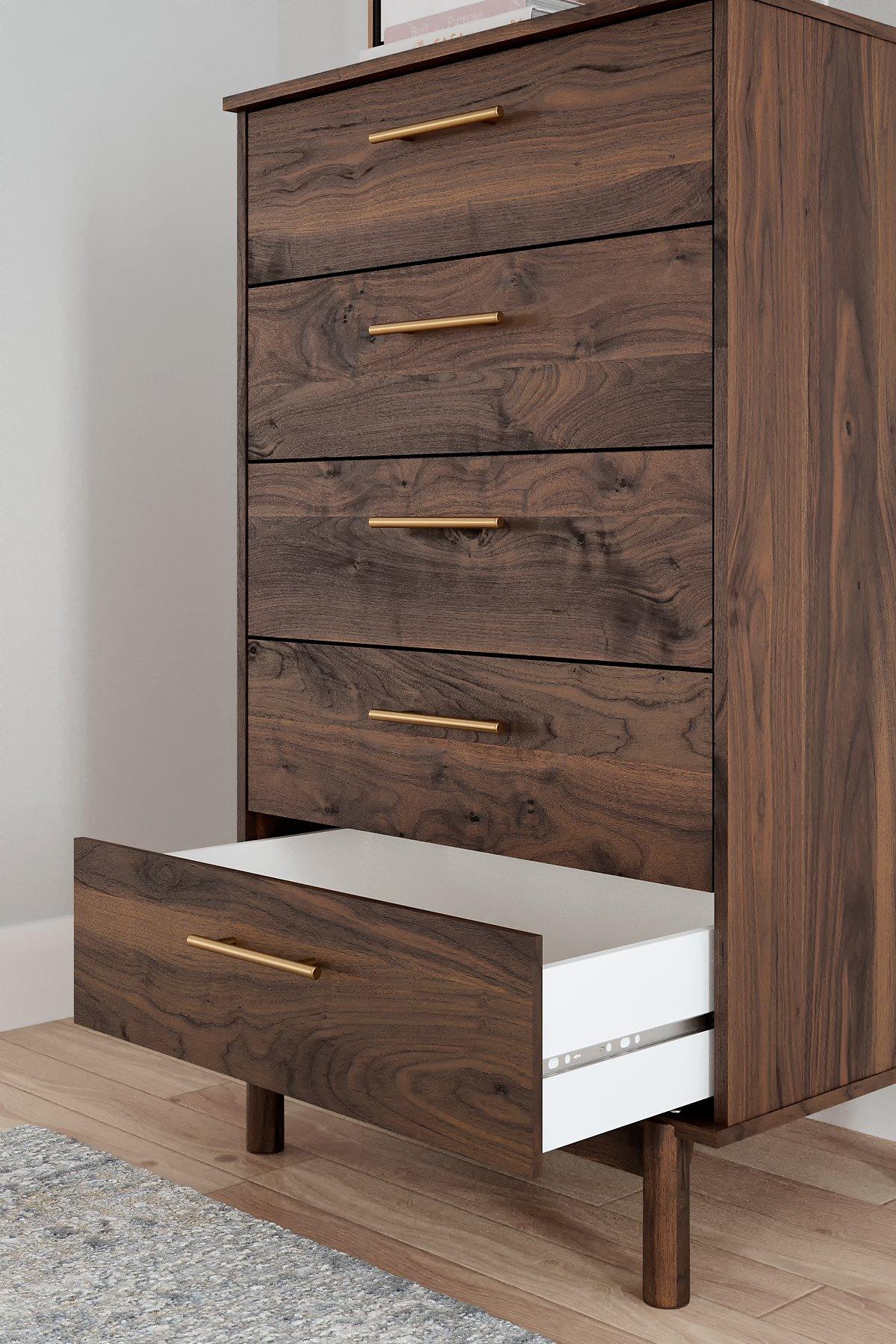 Calverson Chest of Drawers - Romeo & Juliet Furniture (Warren,MI)