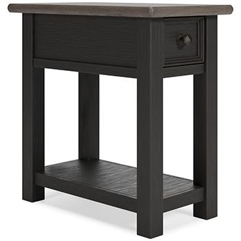 Tyler Creek End Table Set - Romeo & Juliet Furniture (Warren,MI)