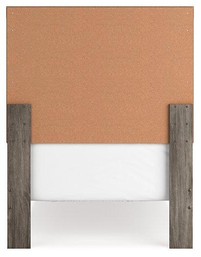 Ralinksi Bedroom Set - Romeo & Juliet Furniture (Warren,MI)