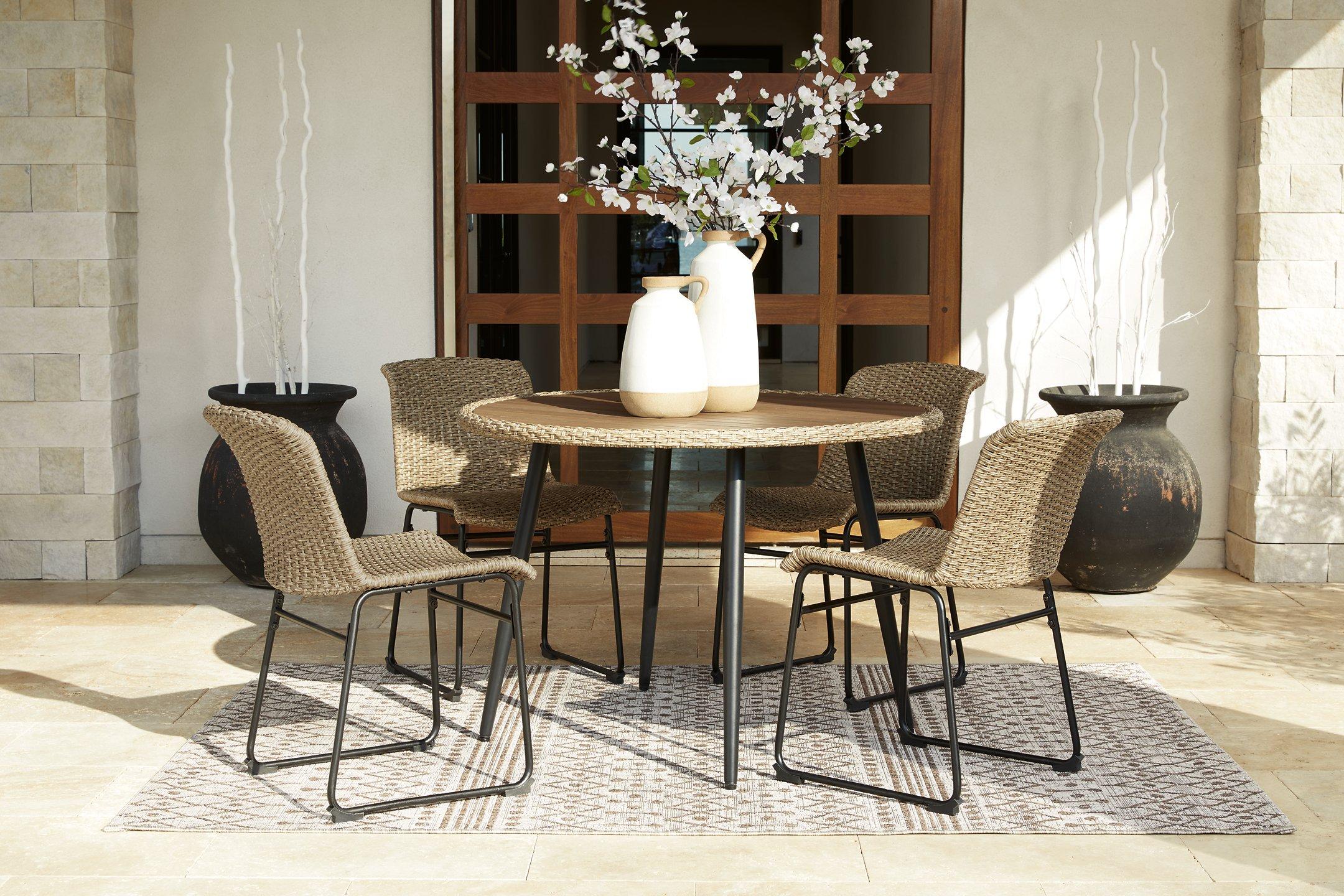 Amaris Outdoor Dining Set - Romeo & Juliet Furniture (Warren,MI)