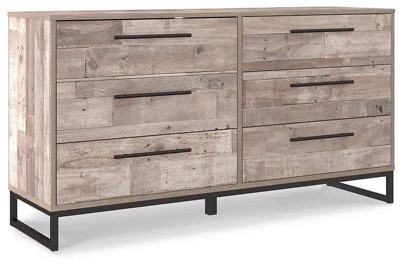Neilsville Dresser - Romeo & Juliet Furniture (Warren,MI)