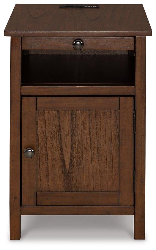 Treytown Chairside End Table - Romeo & Juliet Furniture (Warren,MI)