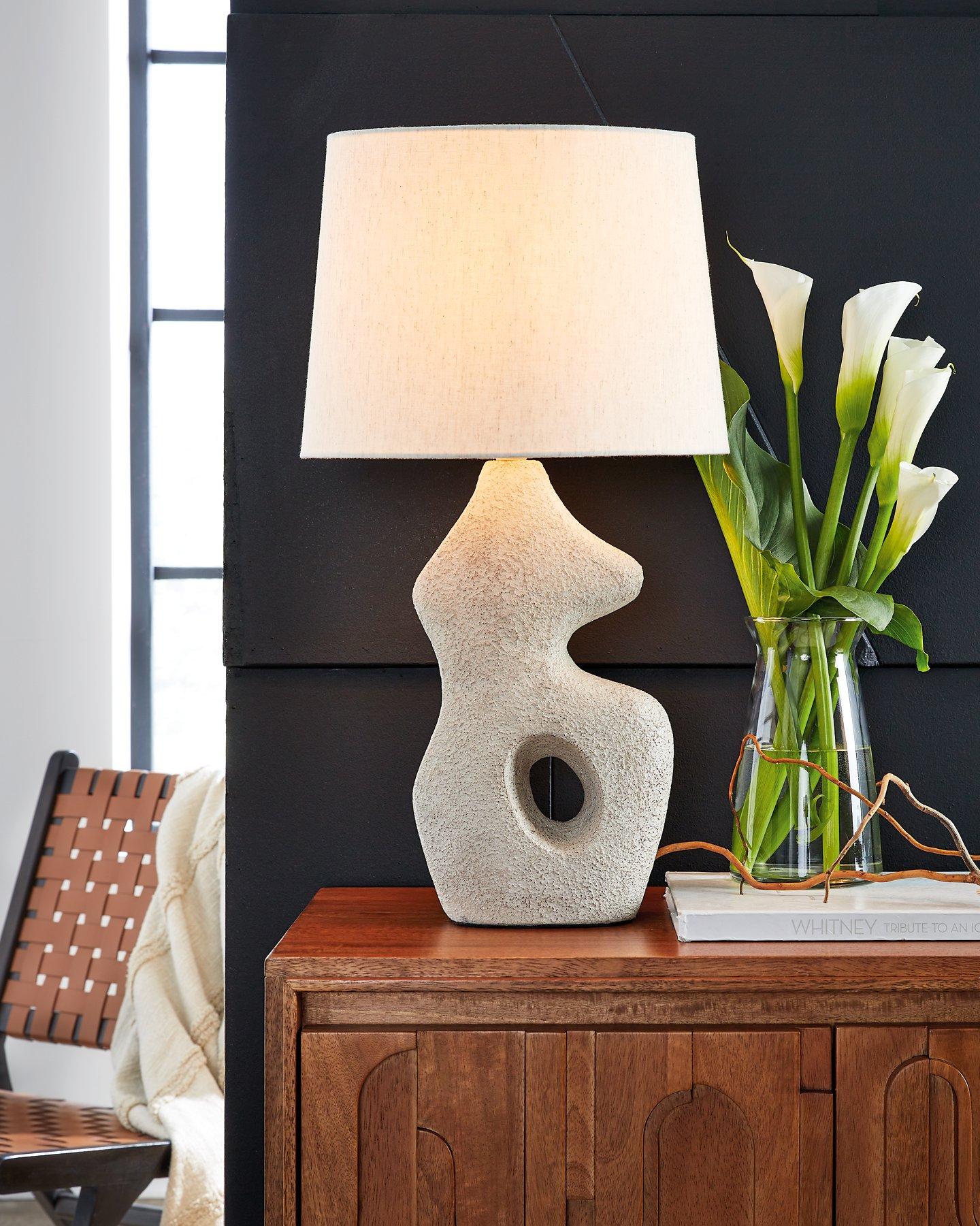 Chadrich Table Lamp (Set of 2) - Romeo & Juliet Furniture (Warren,MI)