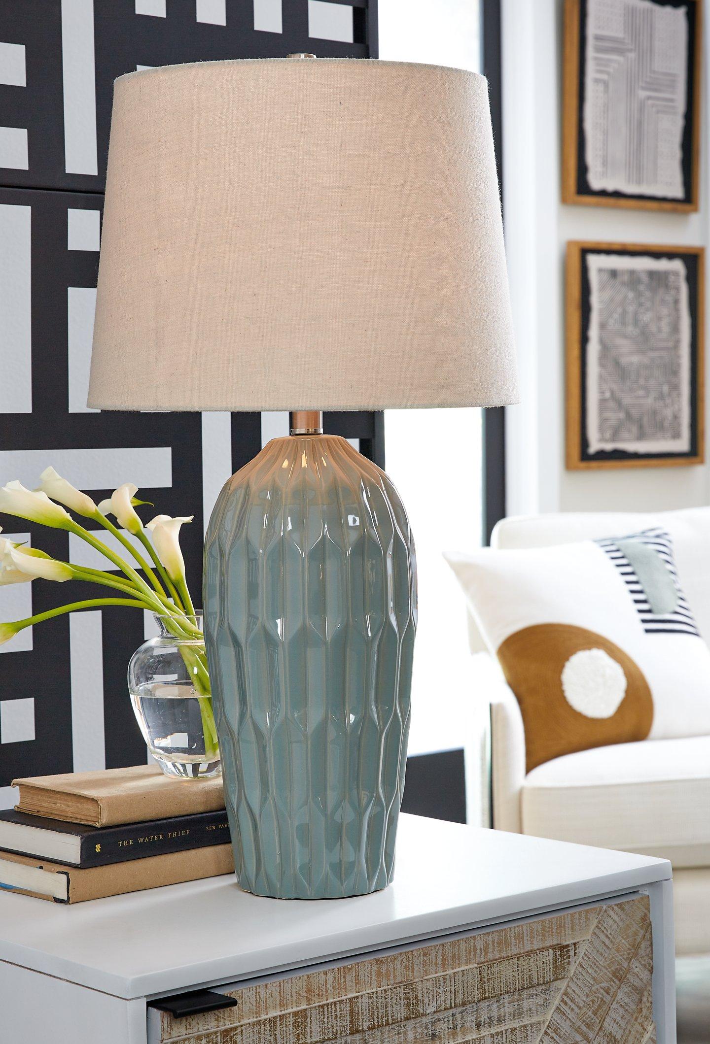 Hadbury Table Lamp (Set of 2) - Romeo & Juliet Furniture (Warren,MI)