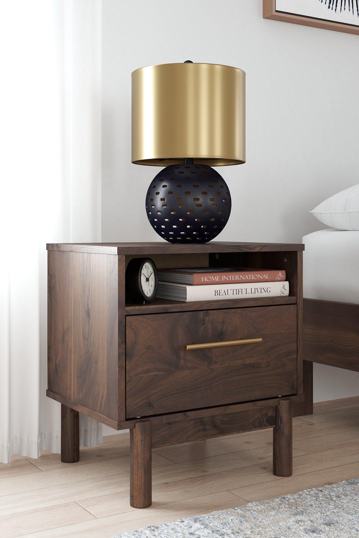 Calverson Nightstand - Romeo & Juliet Furniture (Warren,MI)