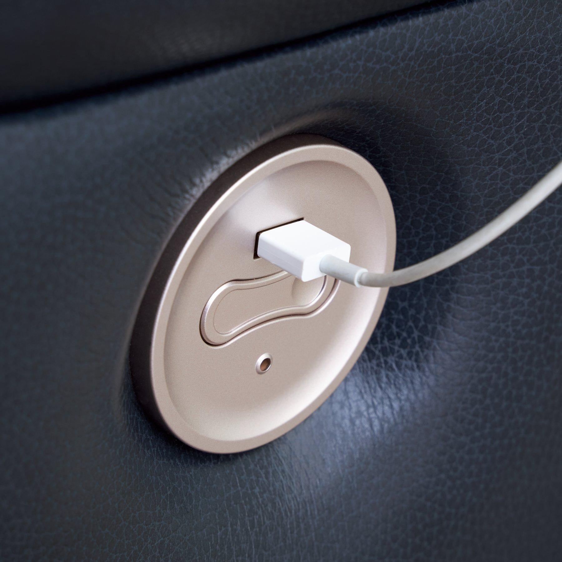 Leesworth Living Room Set - Romeo & Juliet Furniture (Warren,MI)