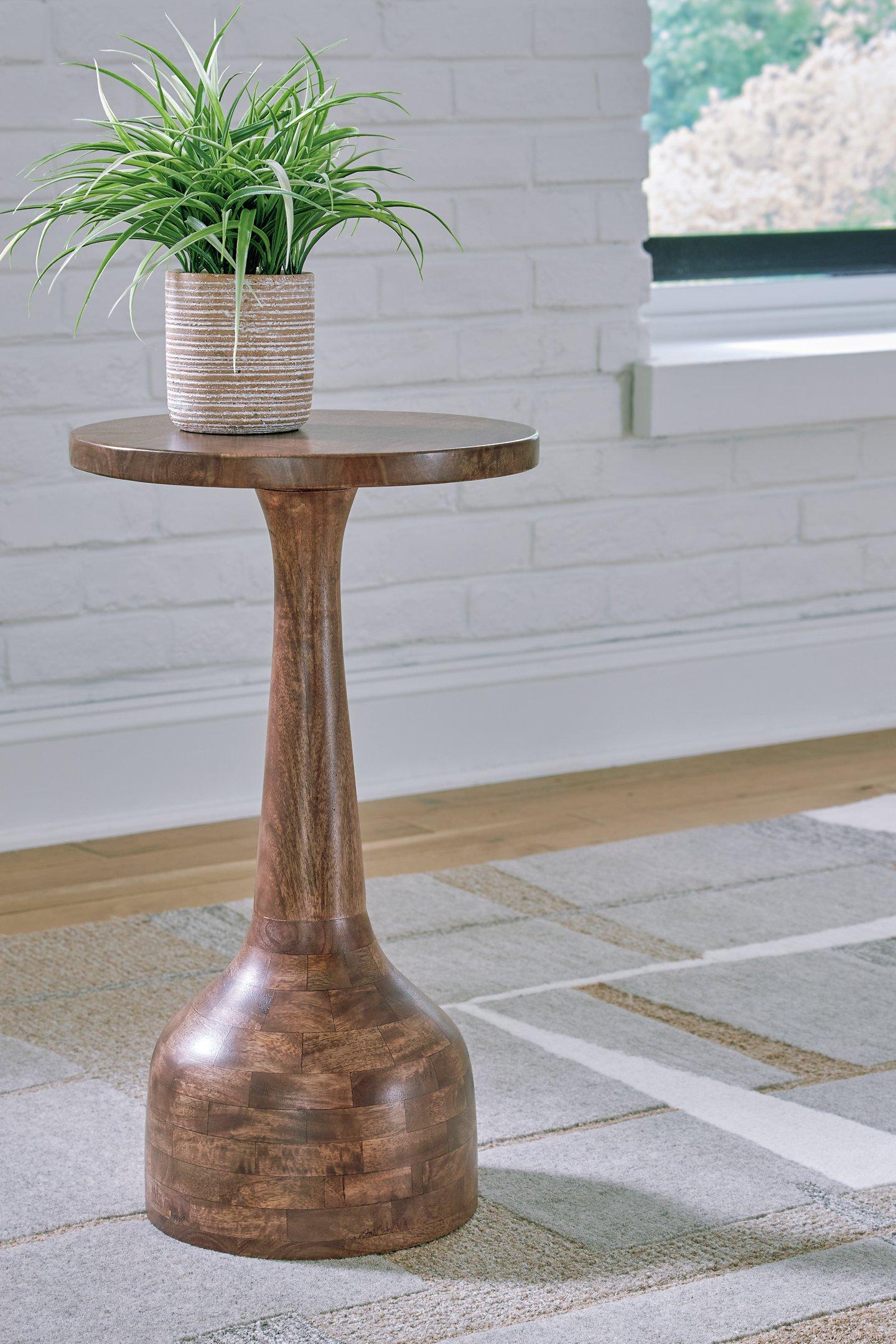 Joville Accent Table - Romeo & Juliet Furniture (Warren,MI)