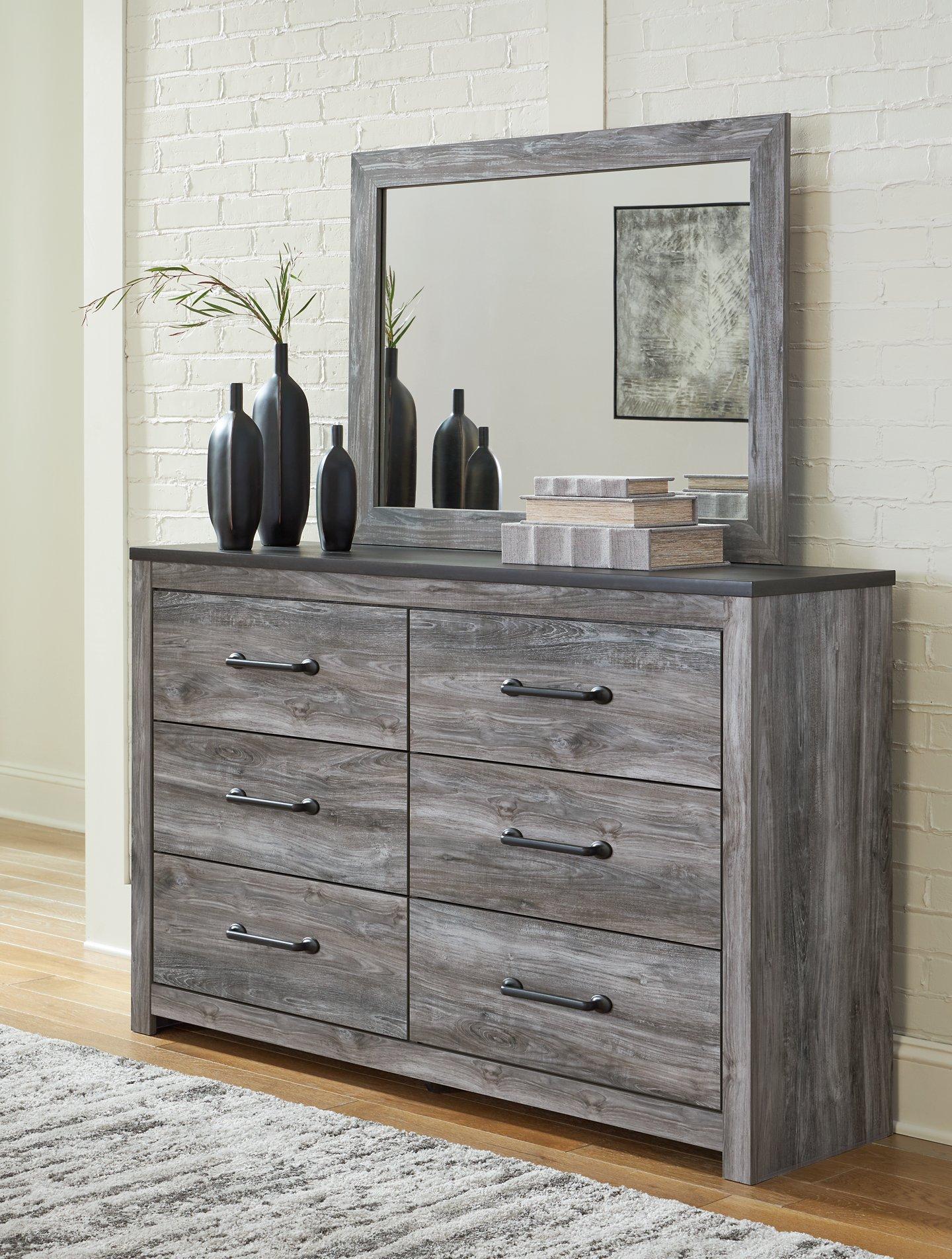 Bronyan Dresser and Mirror - Romeo & Juliet Furniture (Warren,MI)