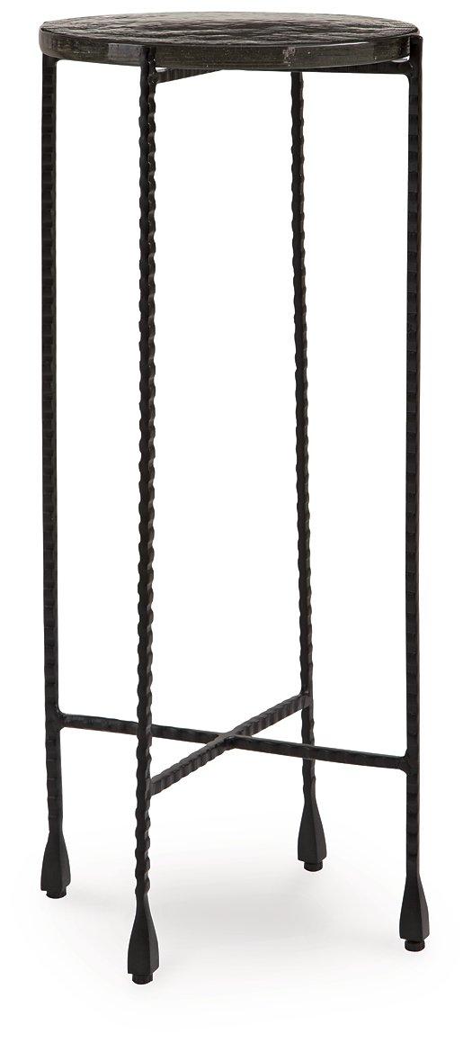 Newgoren Accent Table - Romeo & Juliet Furniture (Warren,MI)