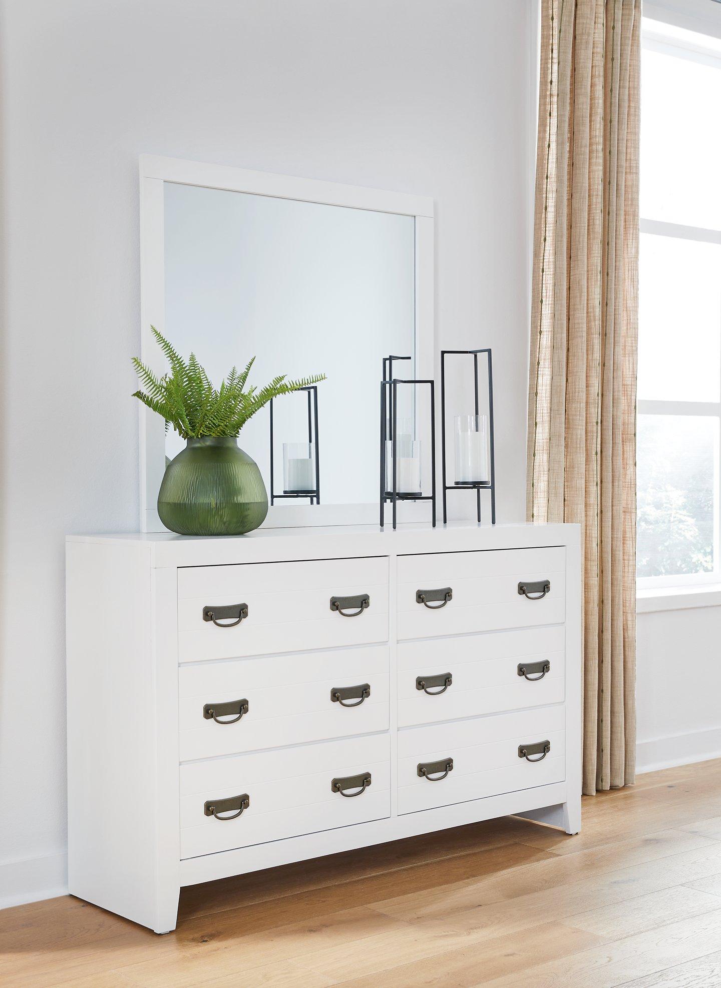 Binterglen Dresser and Mirror - Romeo & Juliet Furniture (Warren,MI)